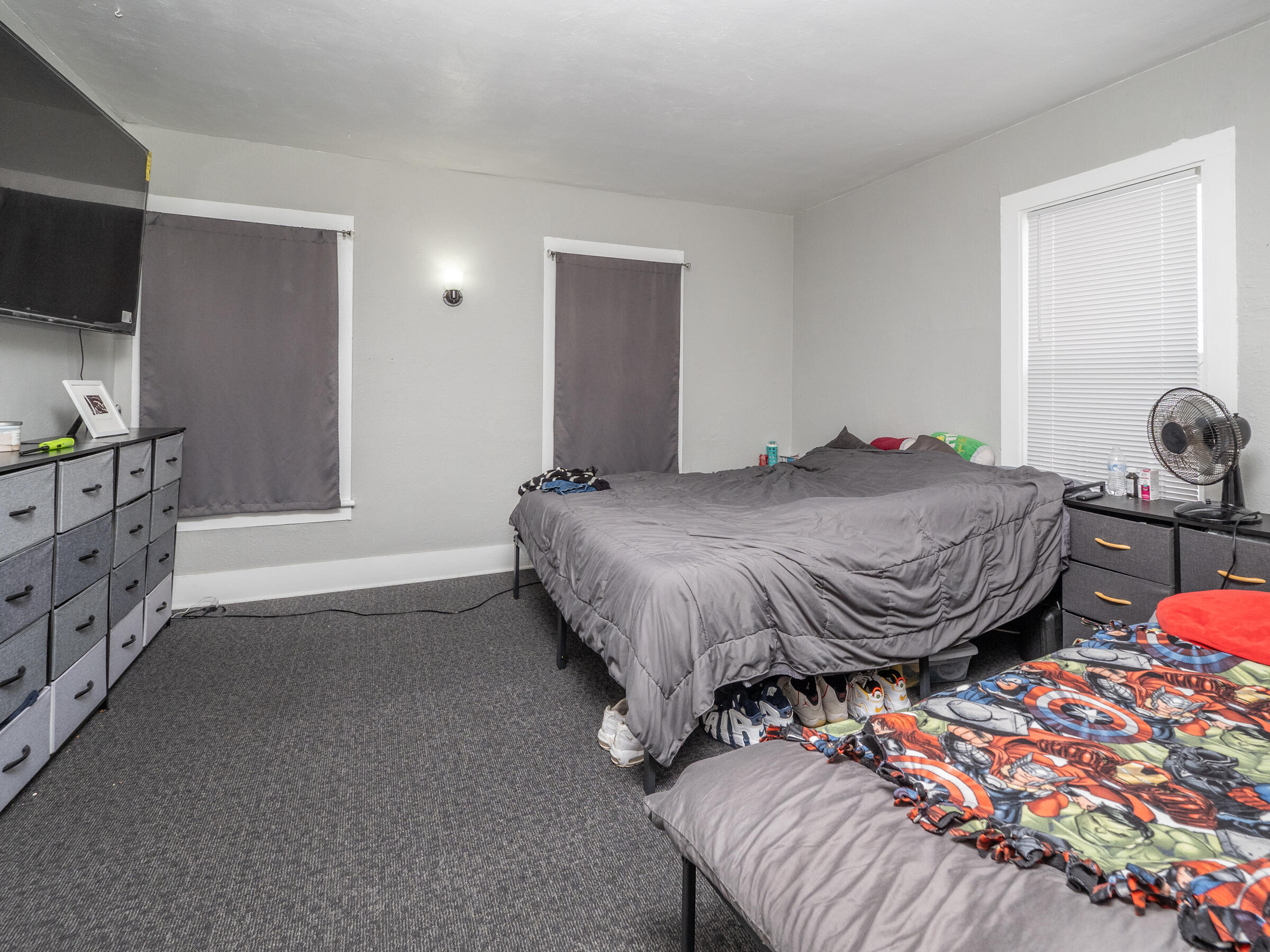 613-615 Davis Street