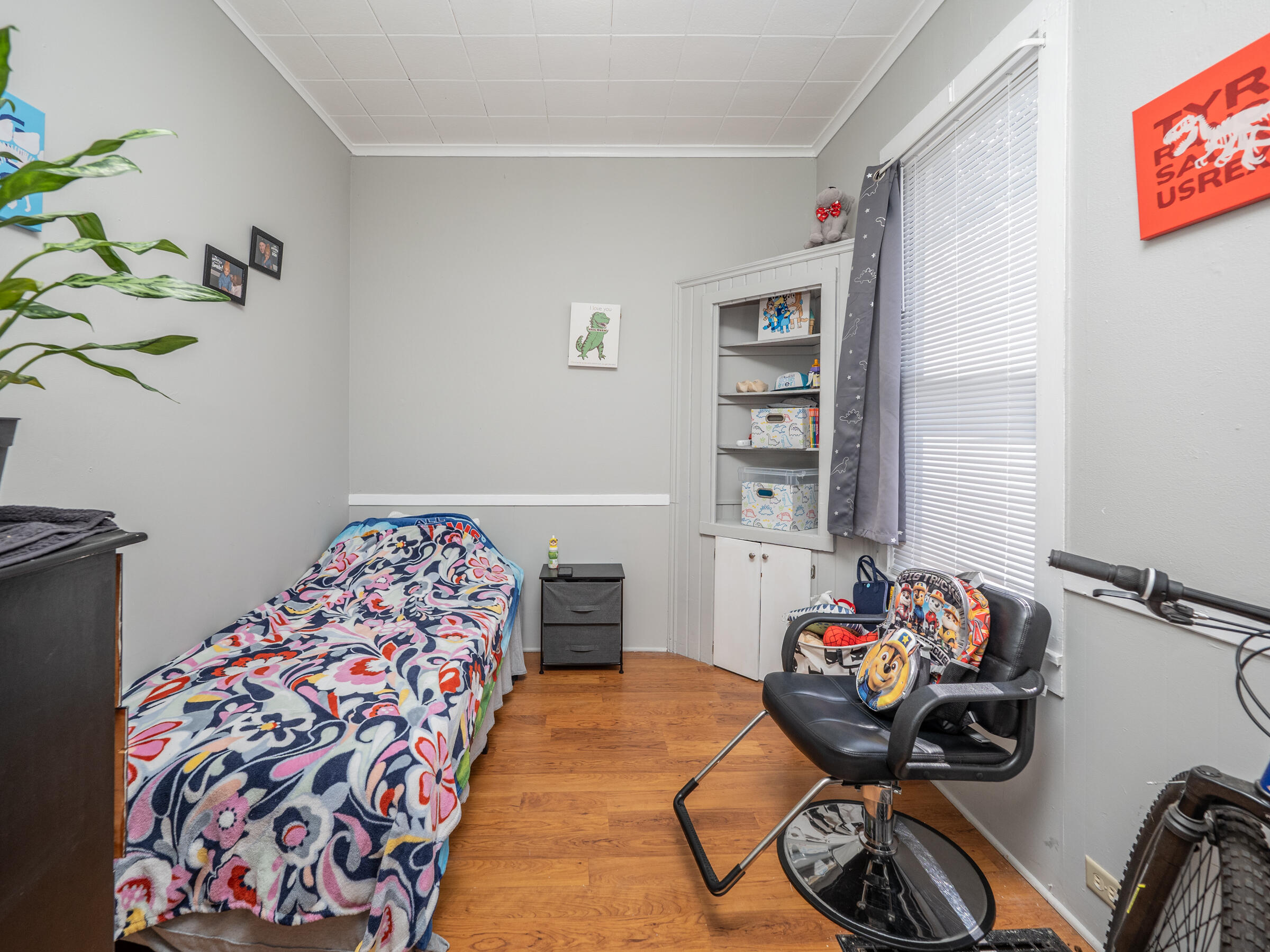 613-615 Davis Street