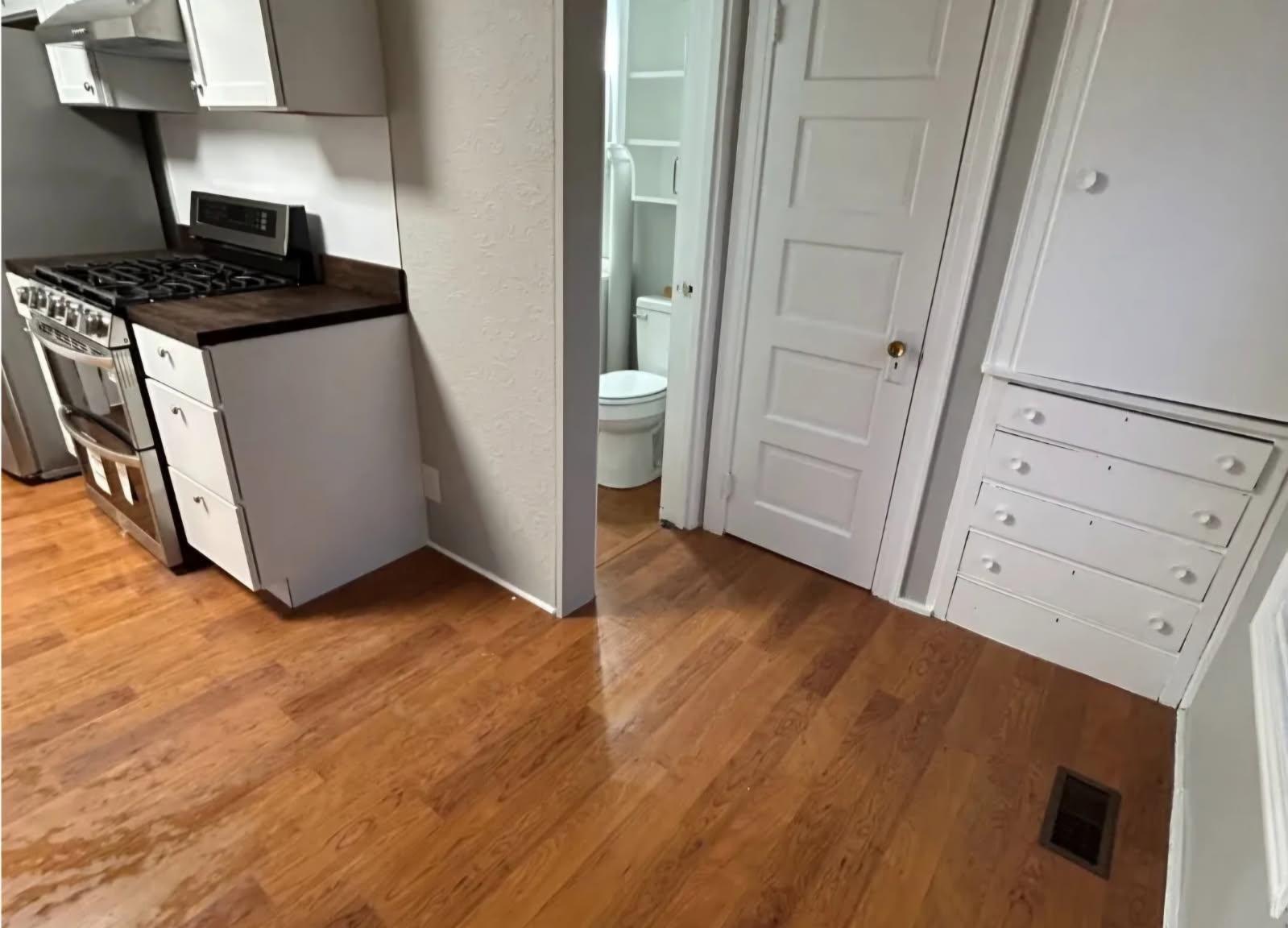 613-615 Davis Street