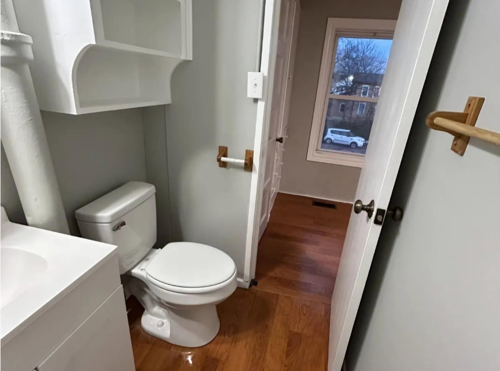 613-615 Davis Street