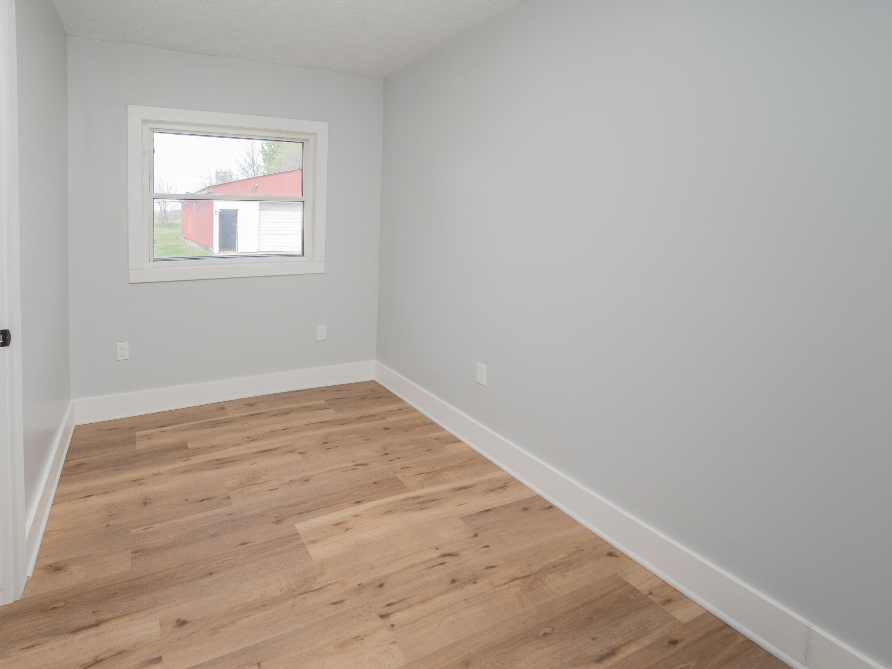 923 E Allegan Street