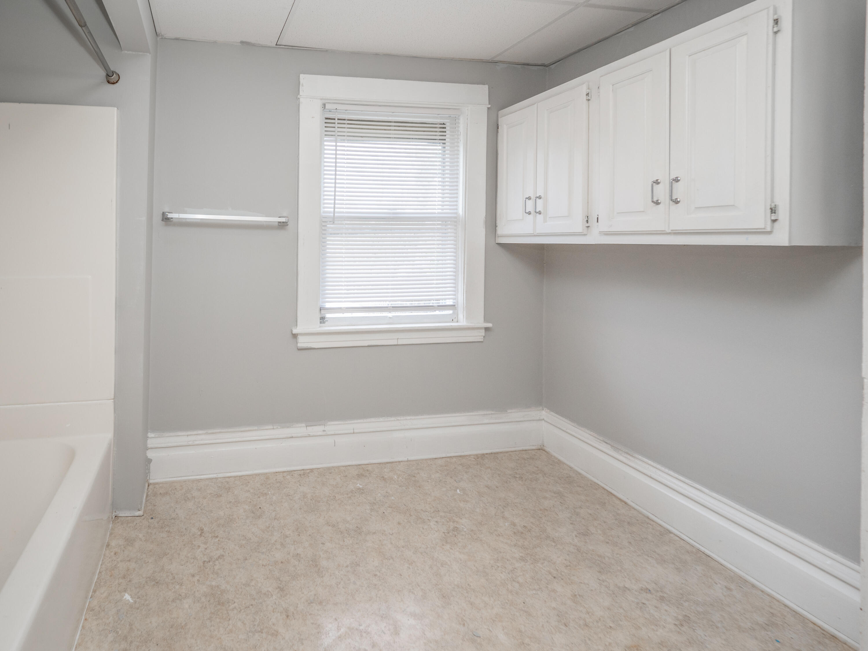 734 McCourtie Street