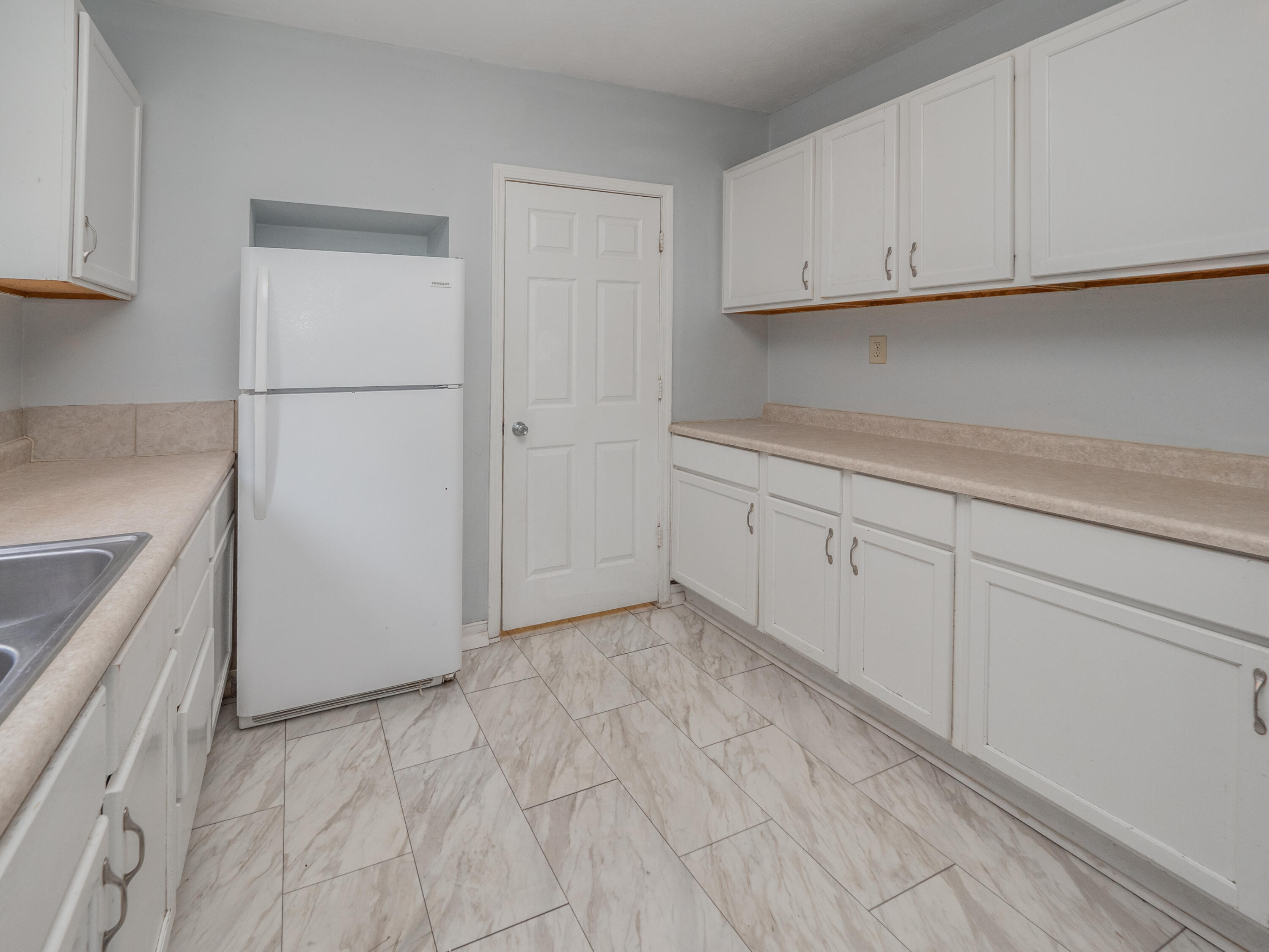 734 McCourtie Street