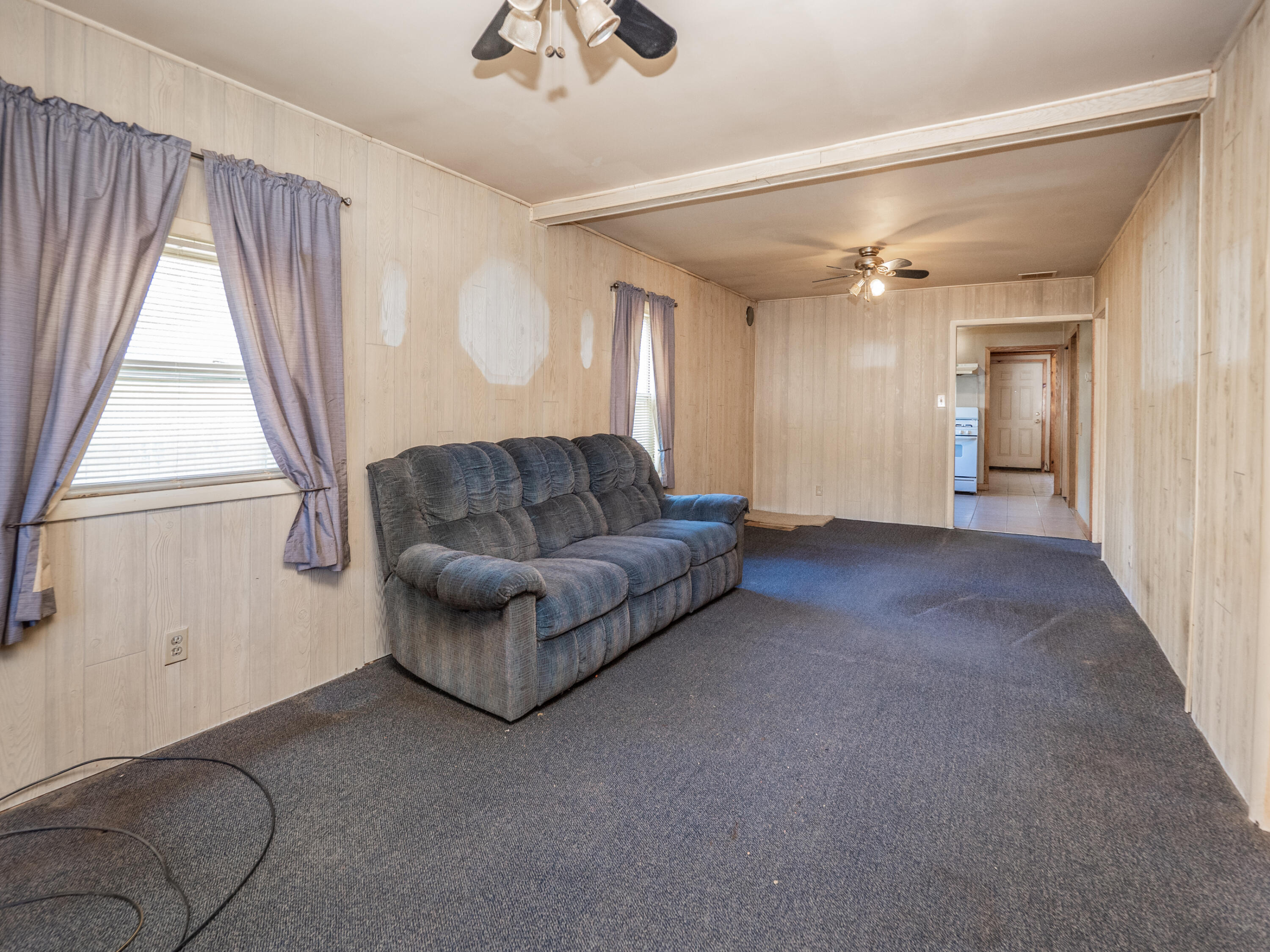 415 W Plainwell Street