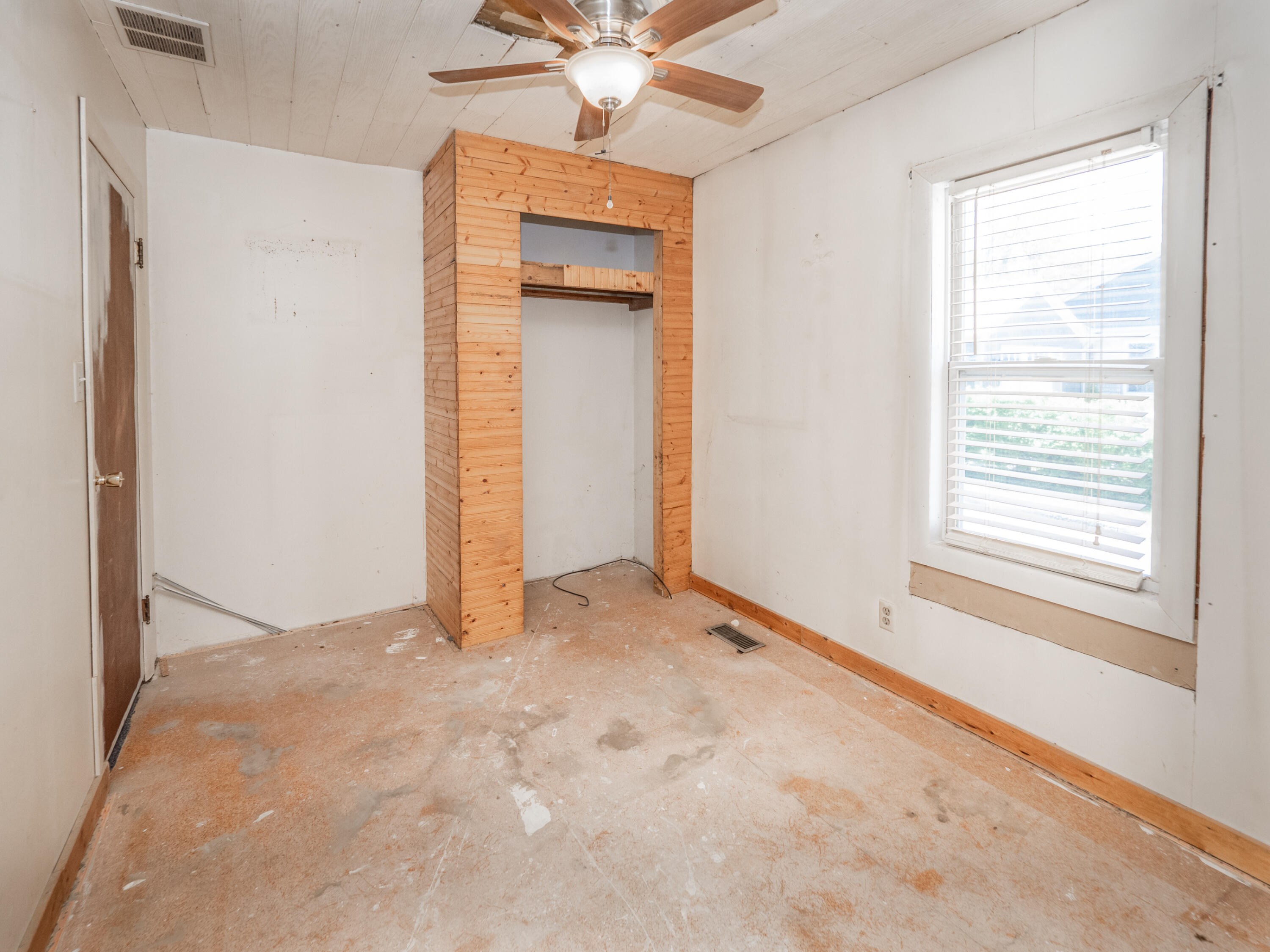 415 W Plainwell Street