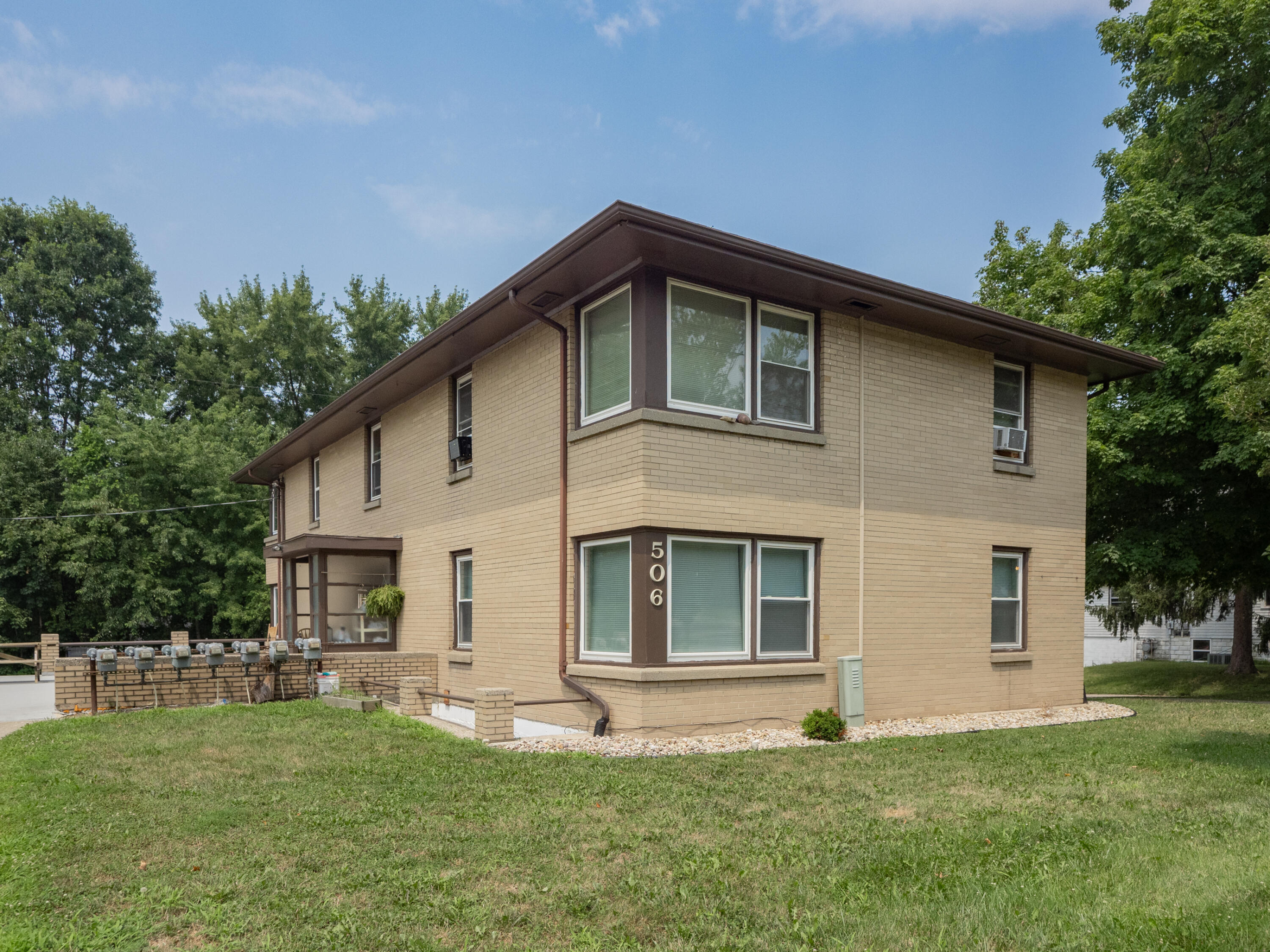 503 N Riverview Drive