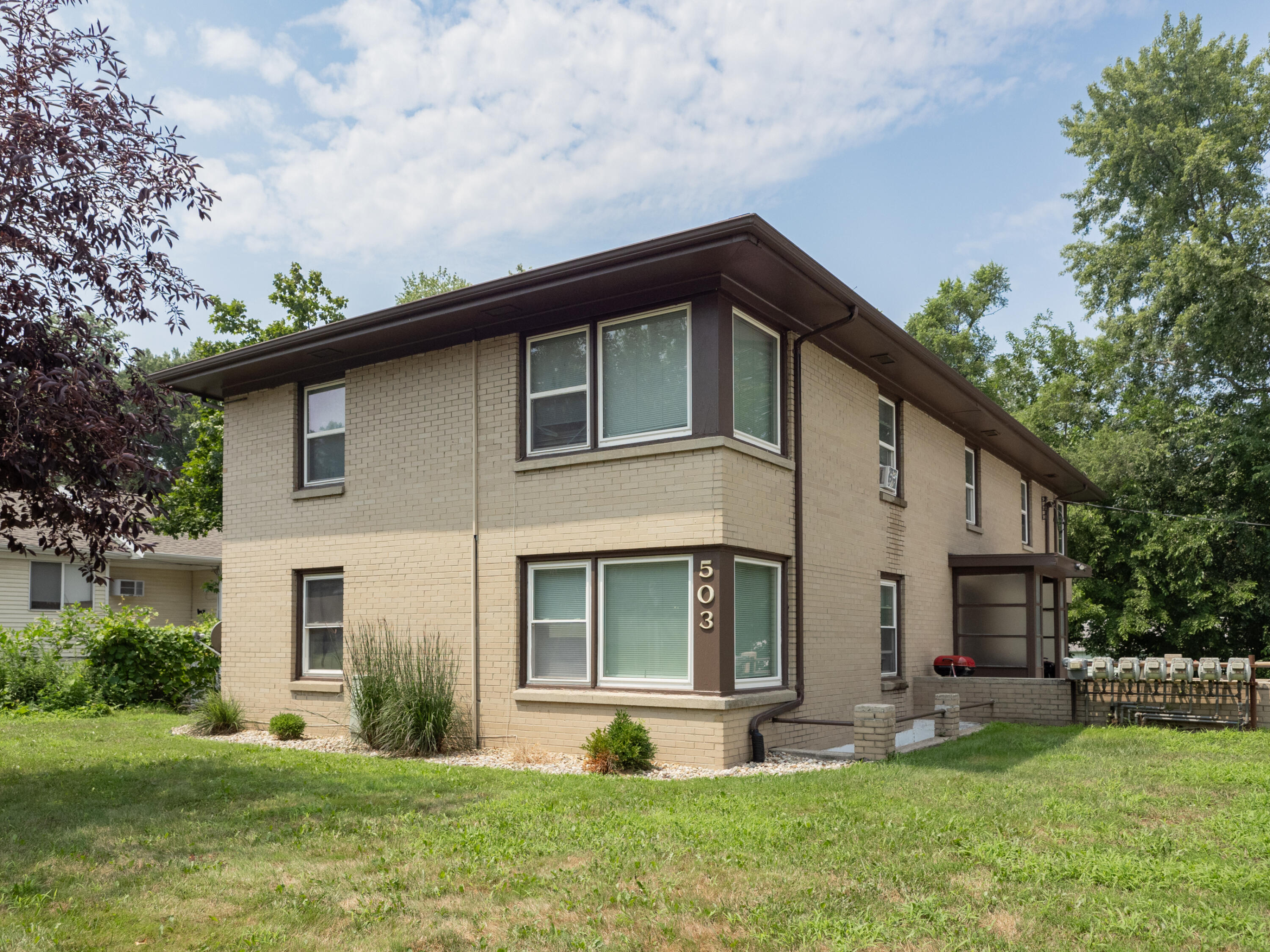 503 N Riverview Drive