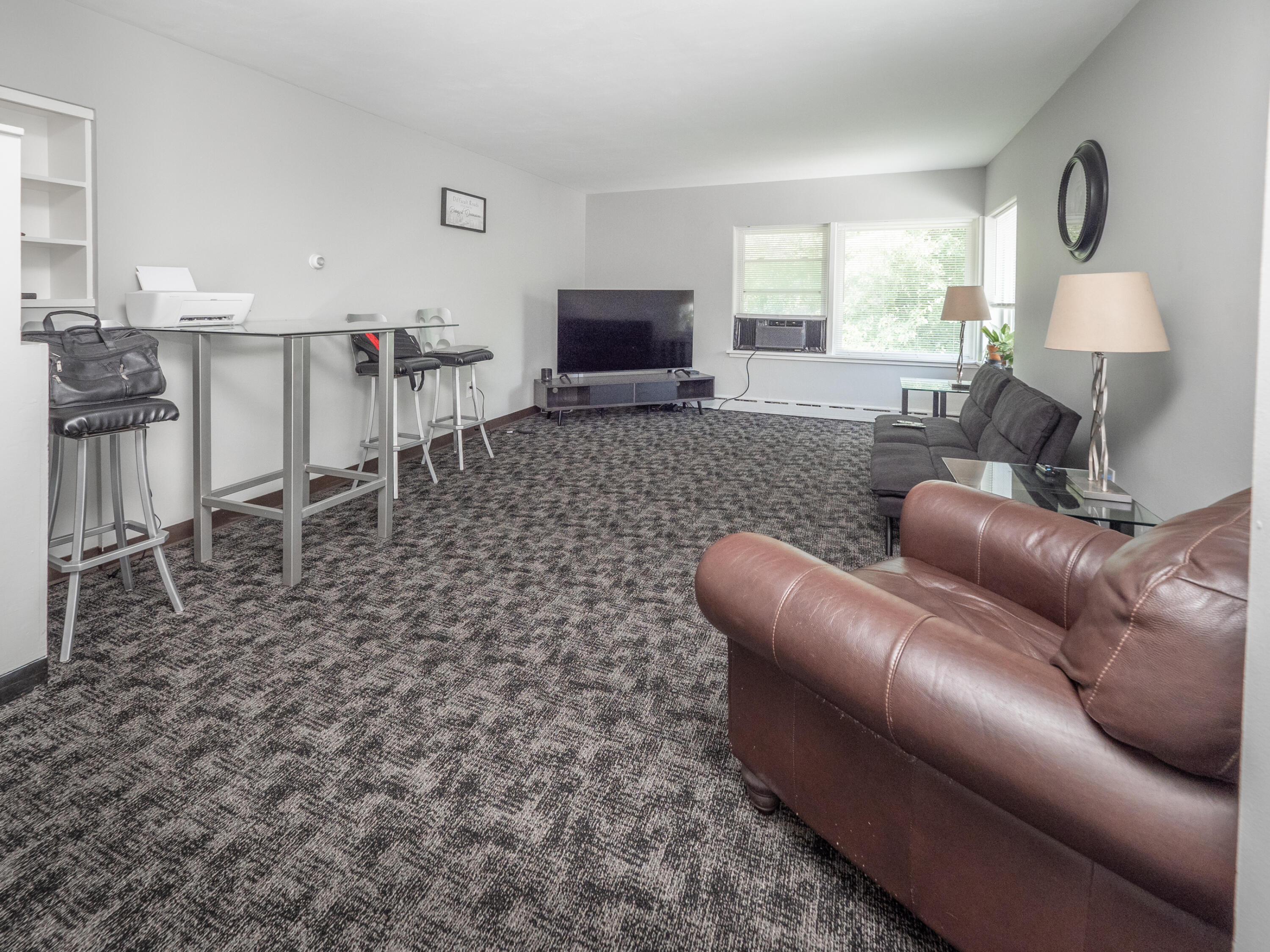 503 N Riverview Drive