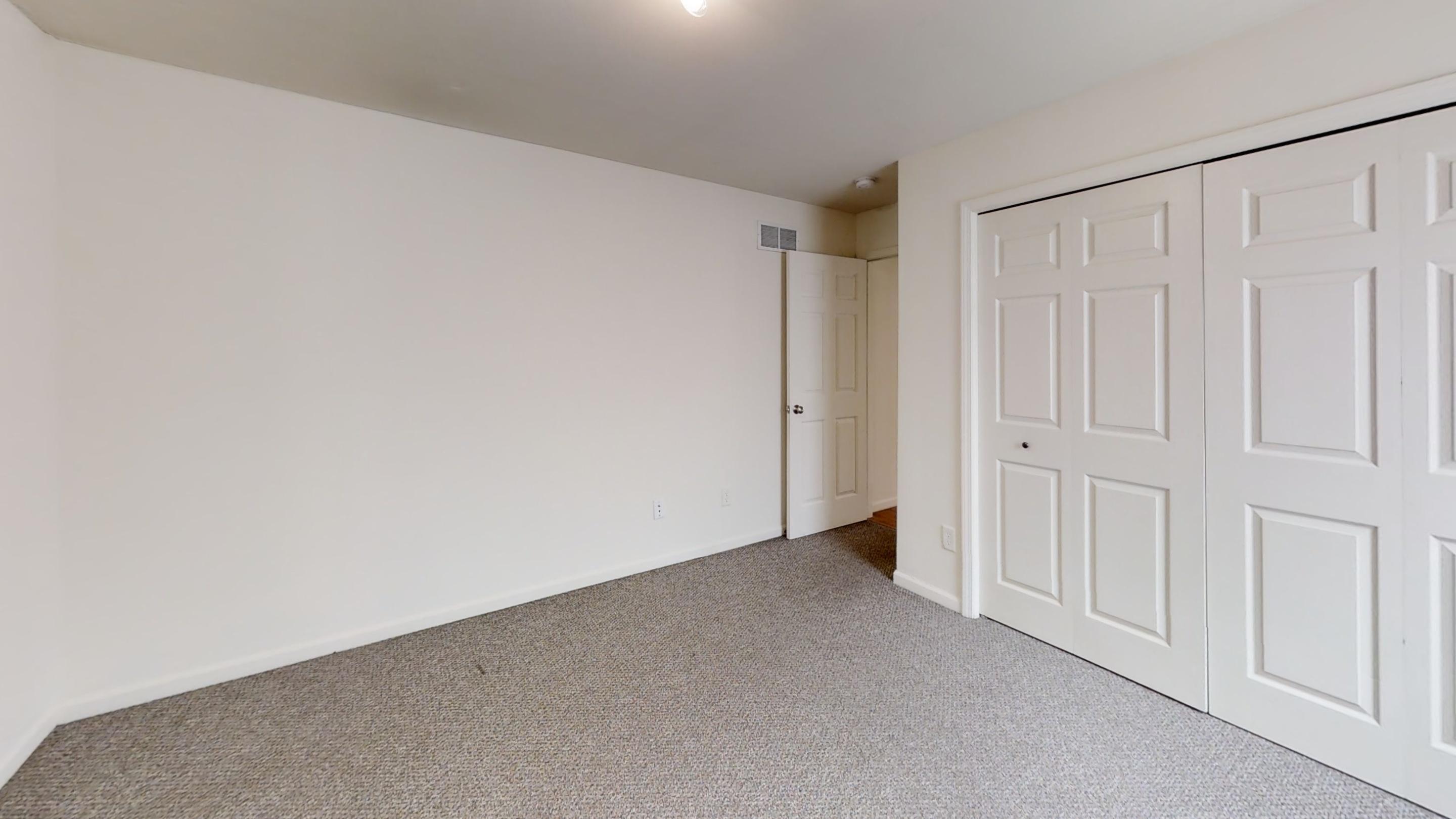 1402-1408 Sutherland Avenue