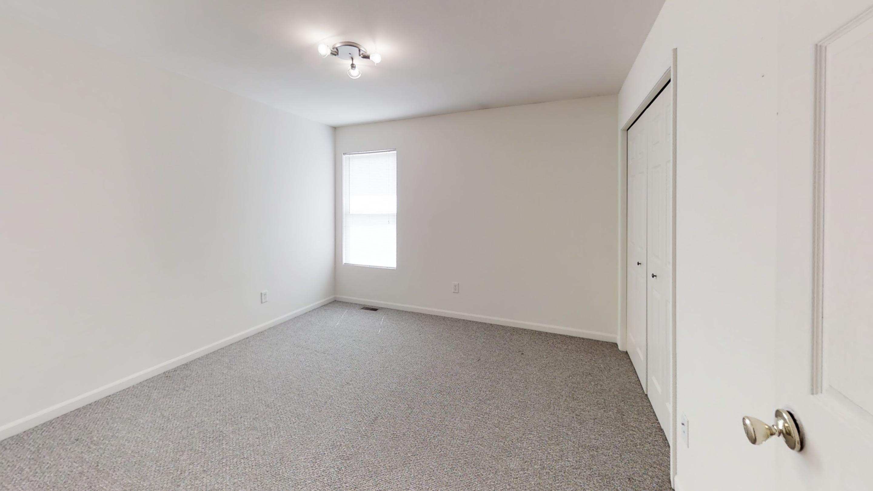 1402-1408 Sutherland Avenue