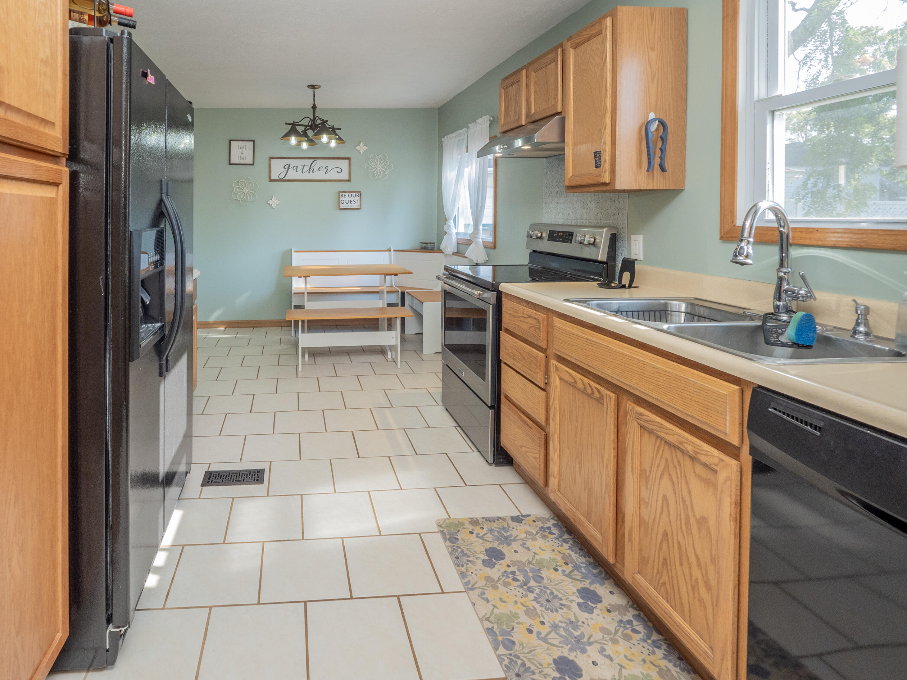 109 S Wilmott Street