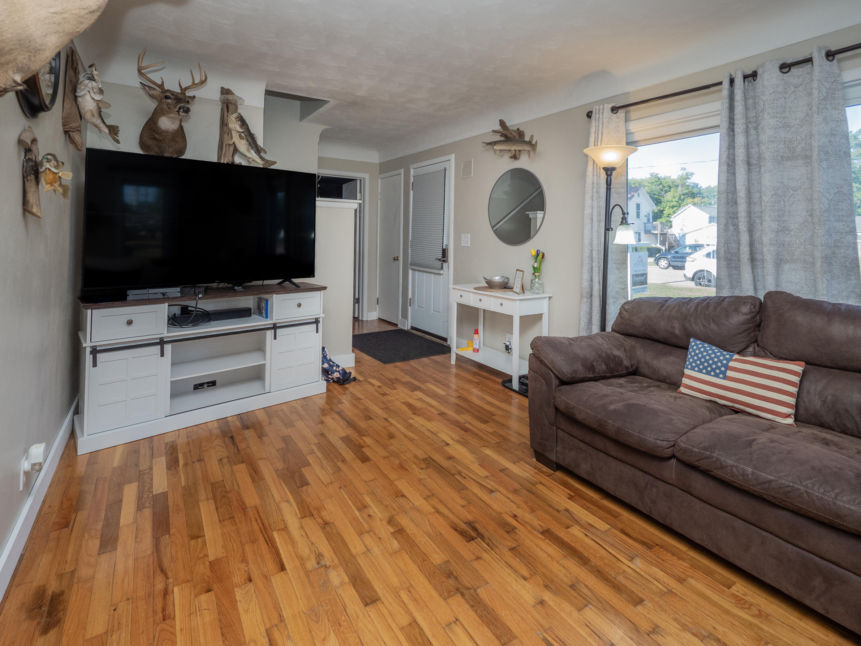 109 S Wilmott Street