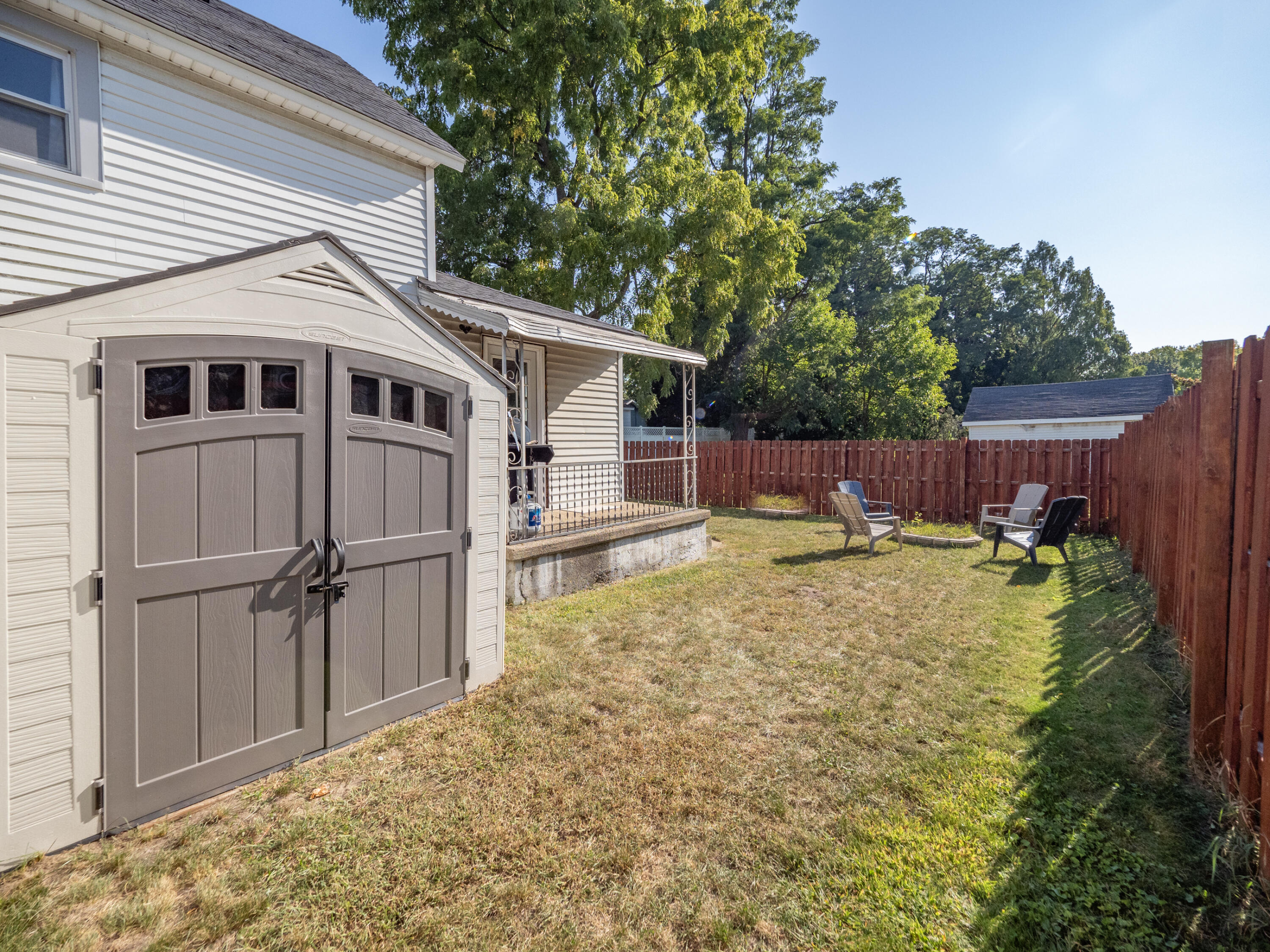 109 S Wilmott Street