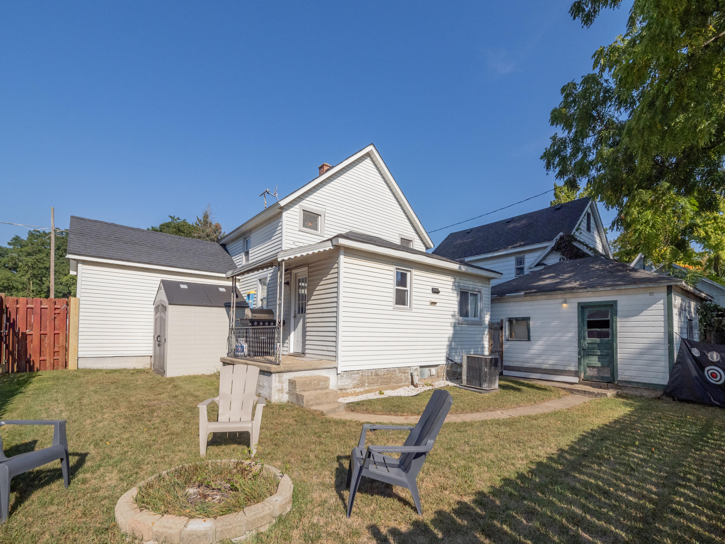 109 S Wilmott Street