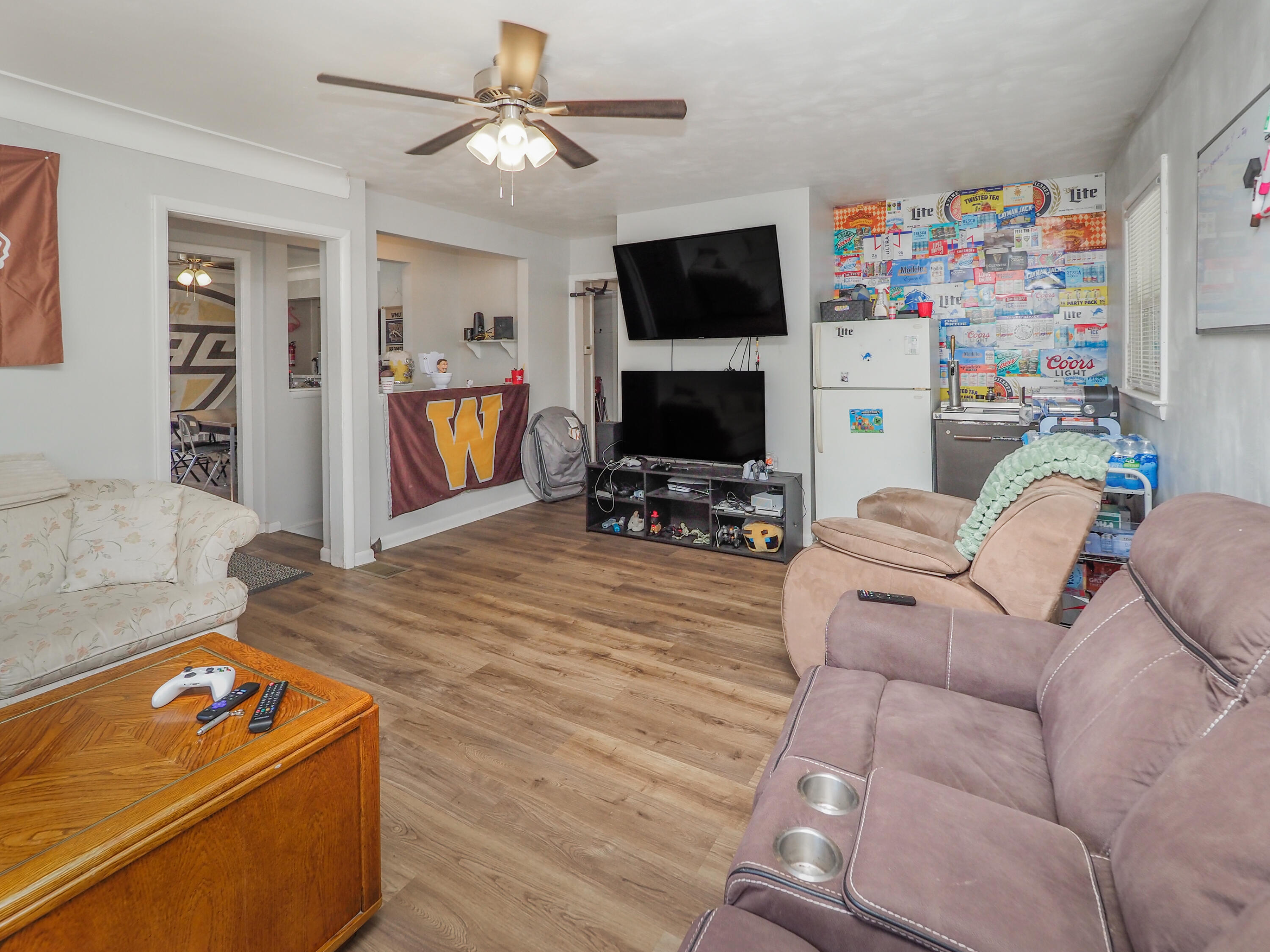 1128 California Avenue