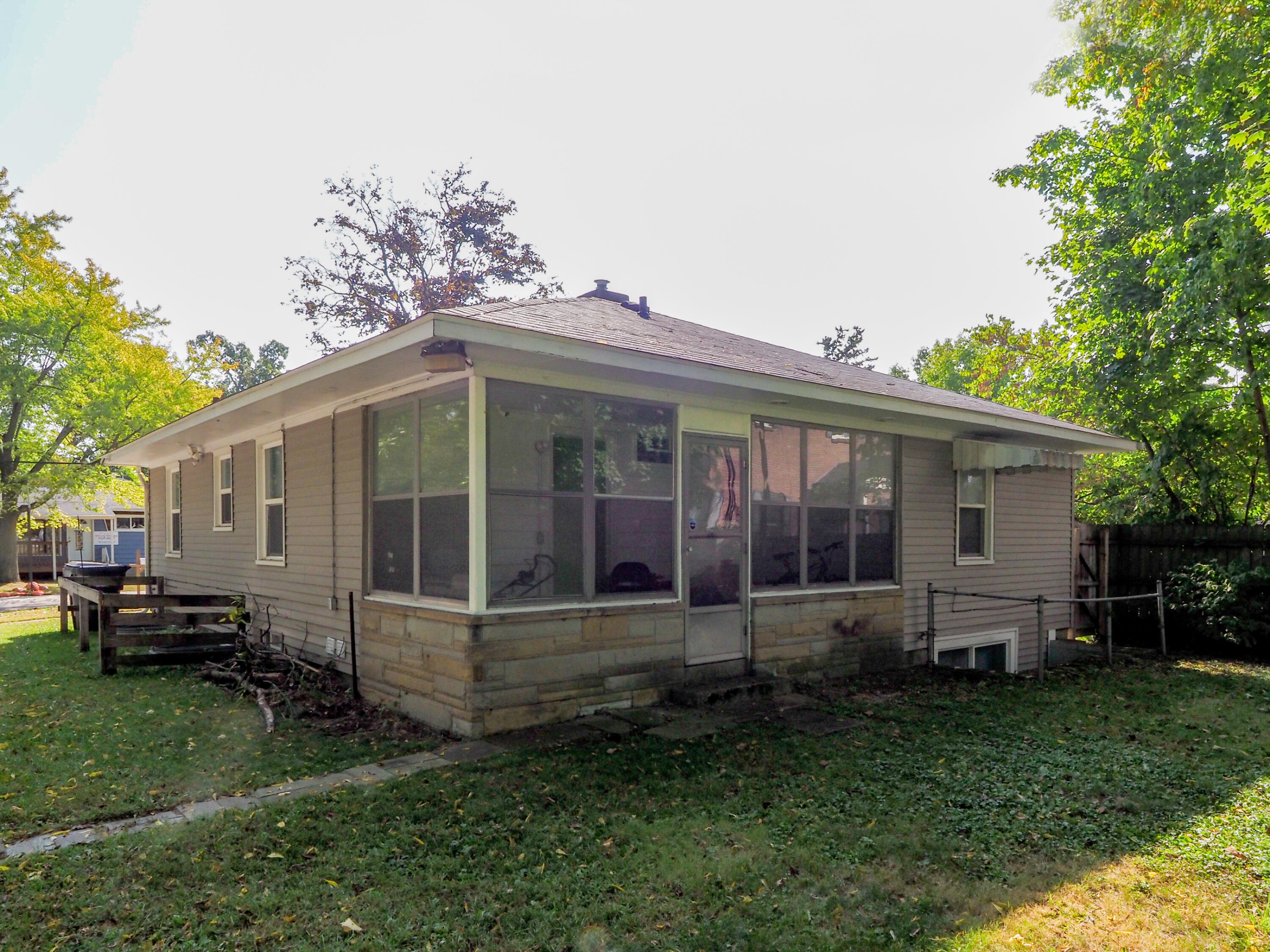 1128 California Avenue