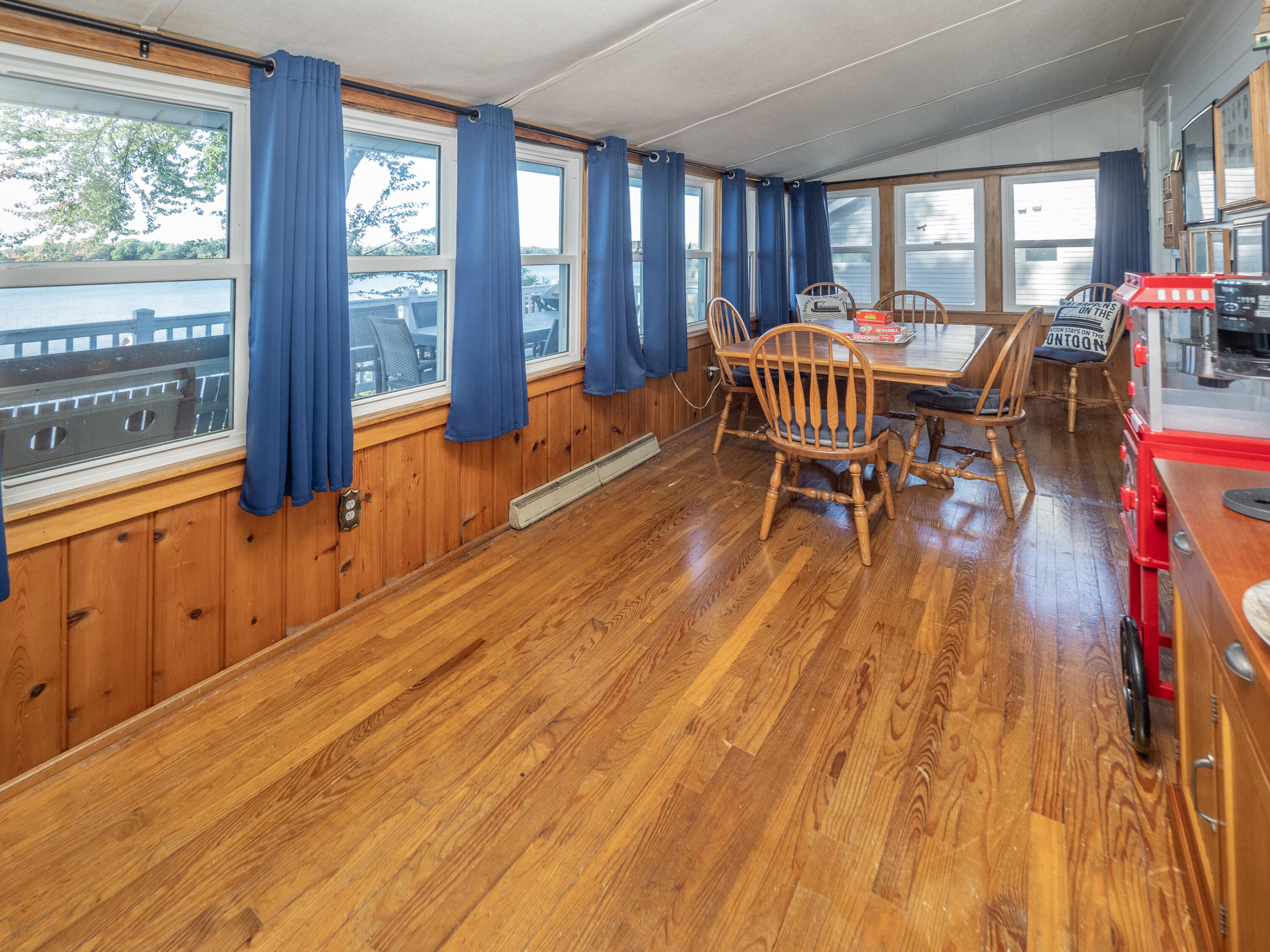 55572 N Fisher Lake Road