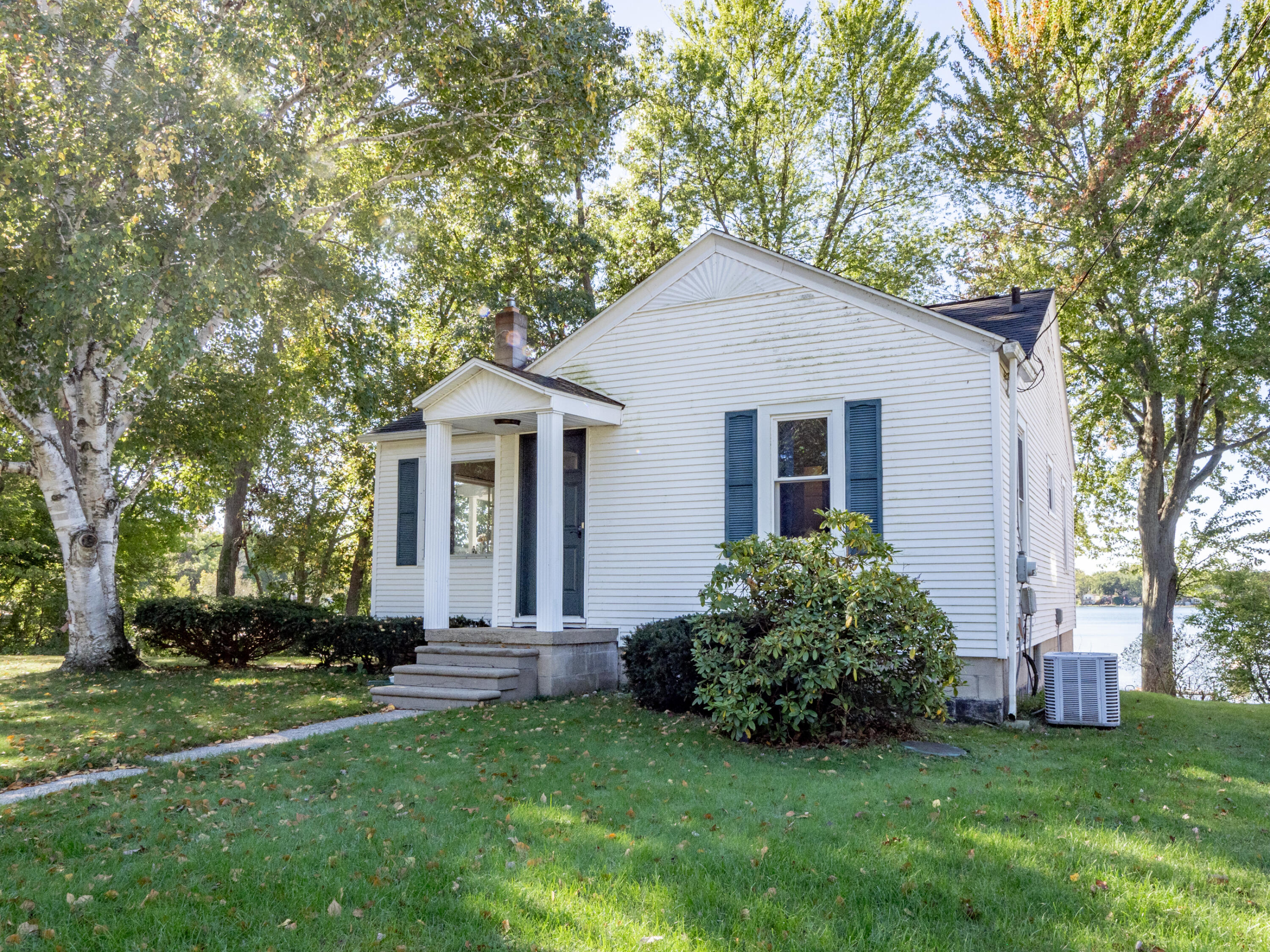 55572 N Fisher Lake Road