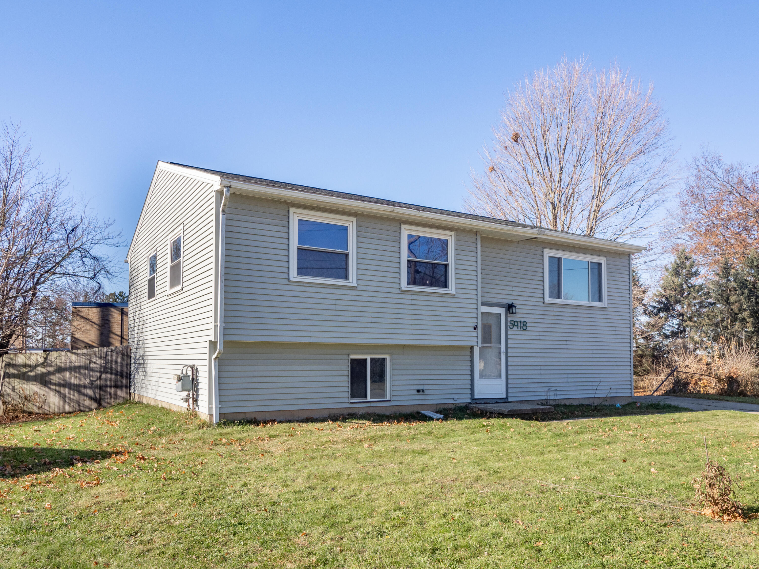 5918 Cheshire Street