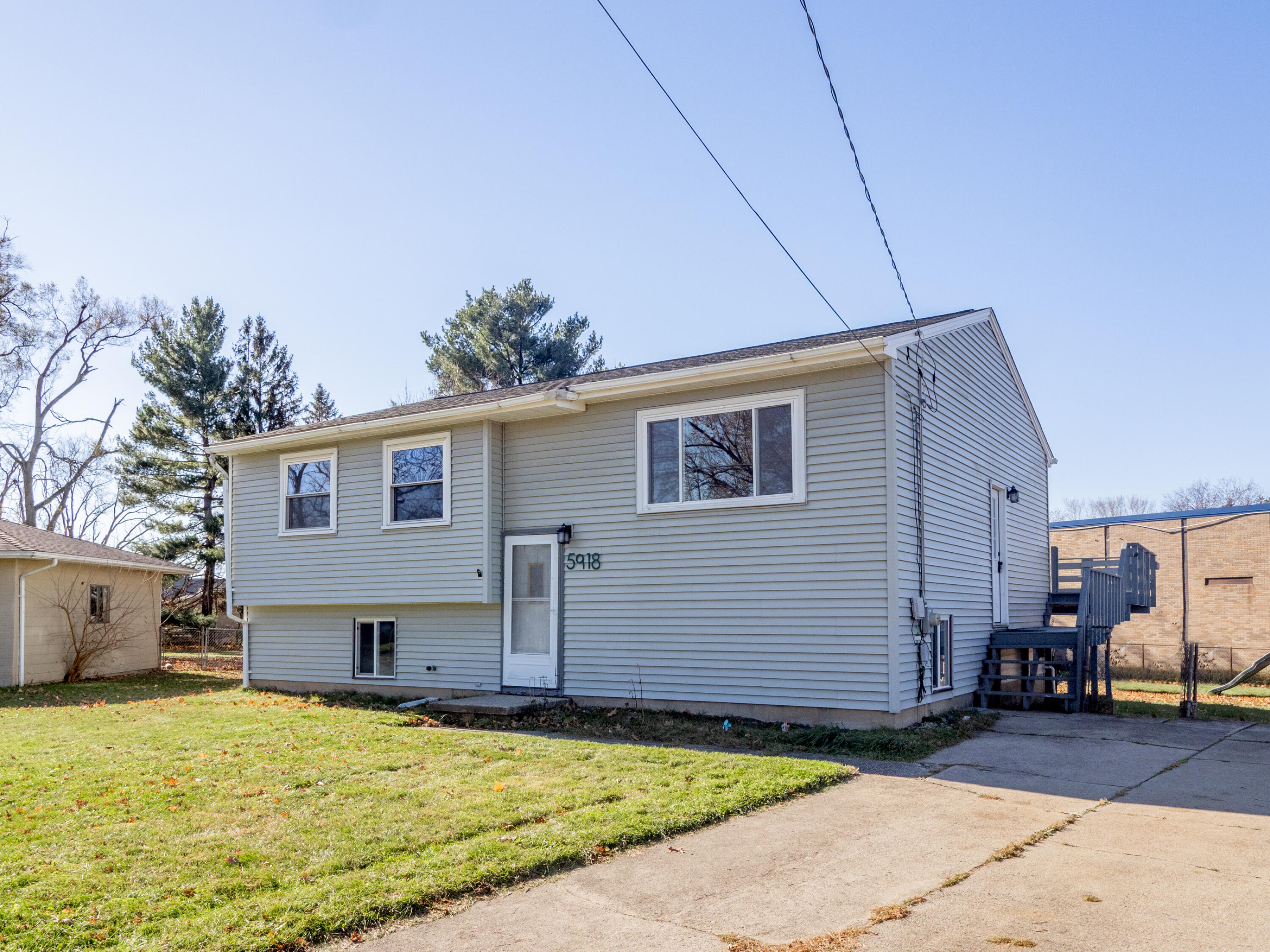 5918 Cheshire Street