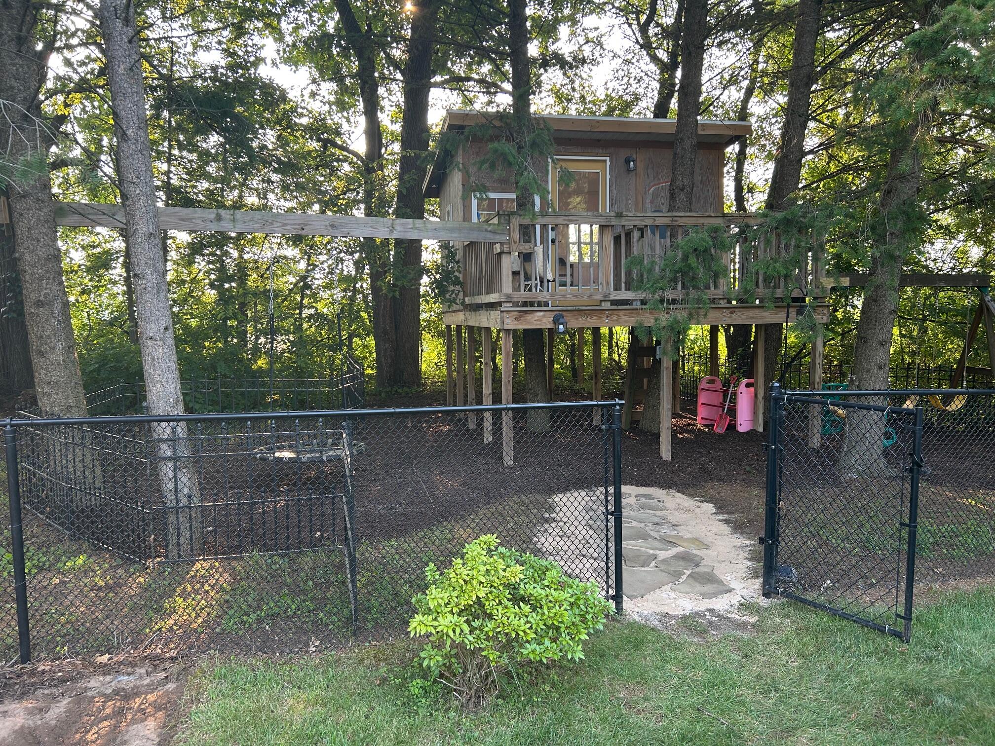 47178 Woodfield Drive