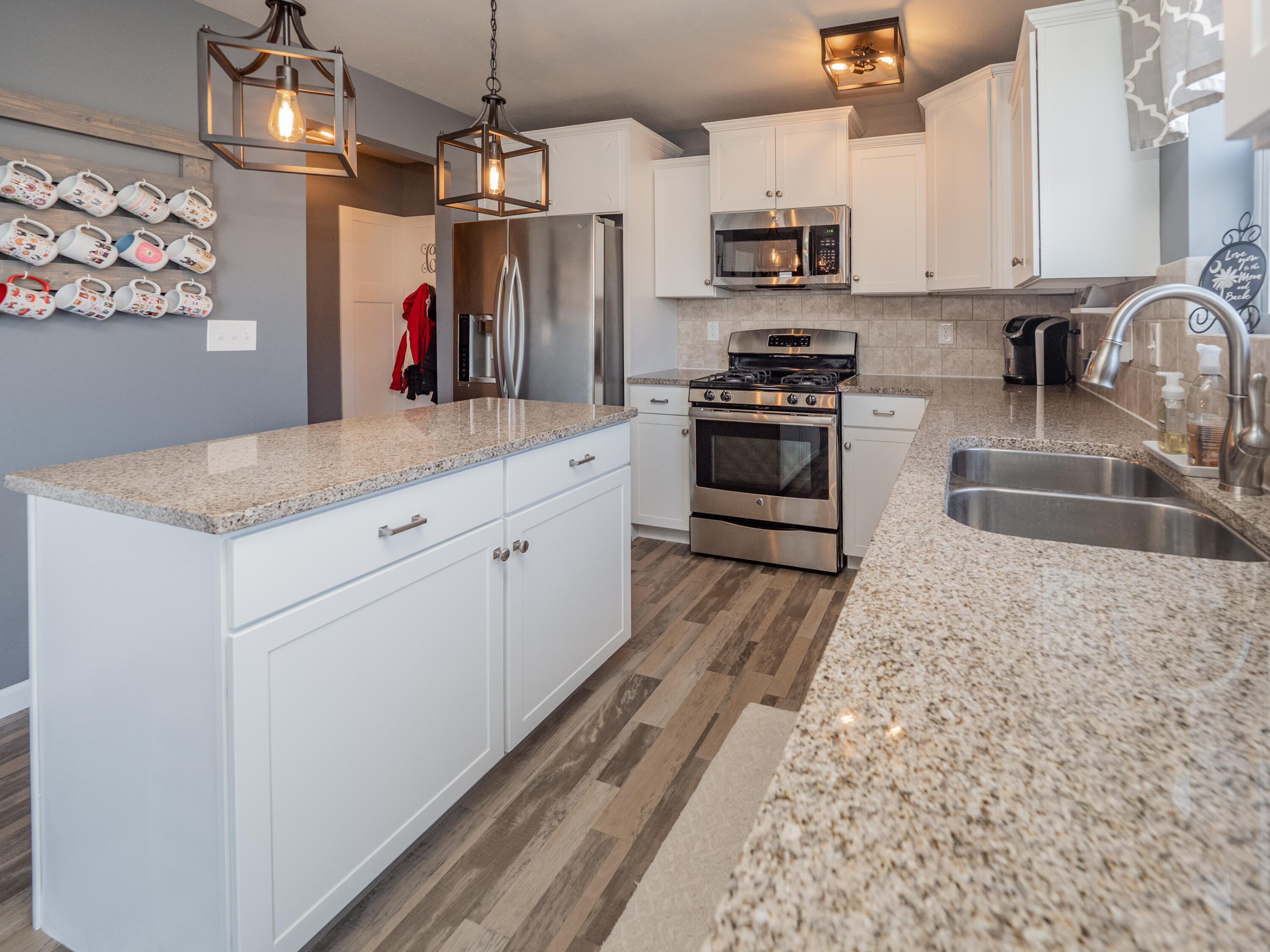 58800 Silvergrass Drive