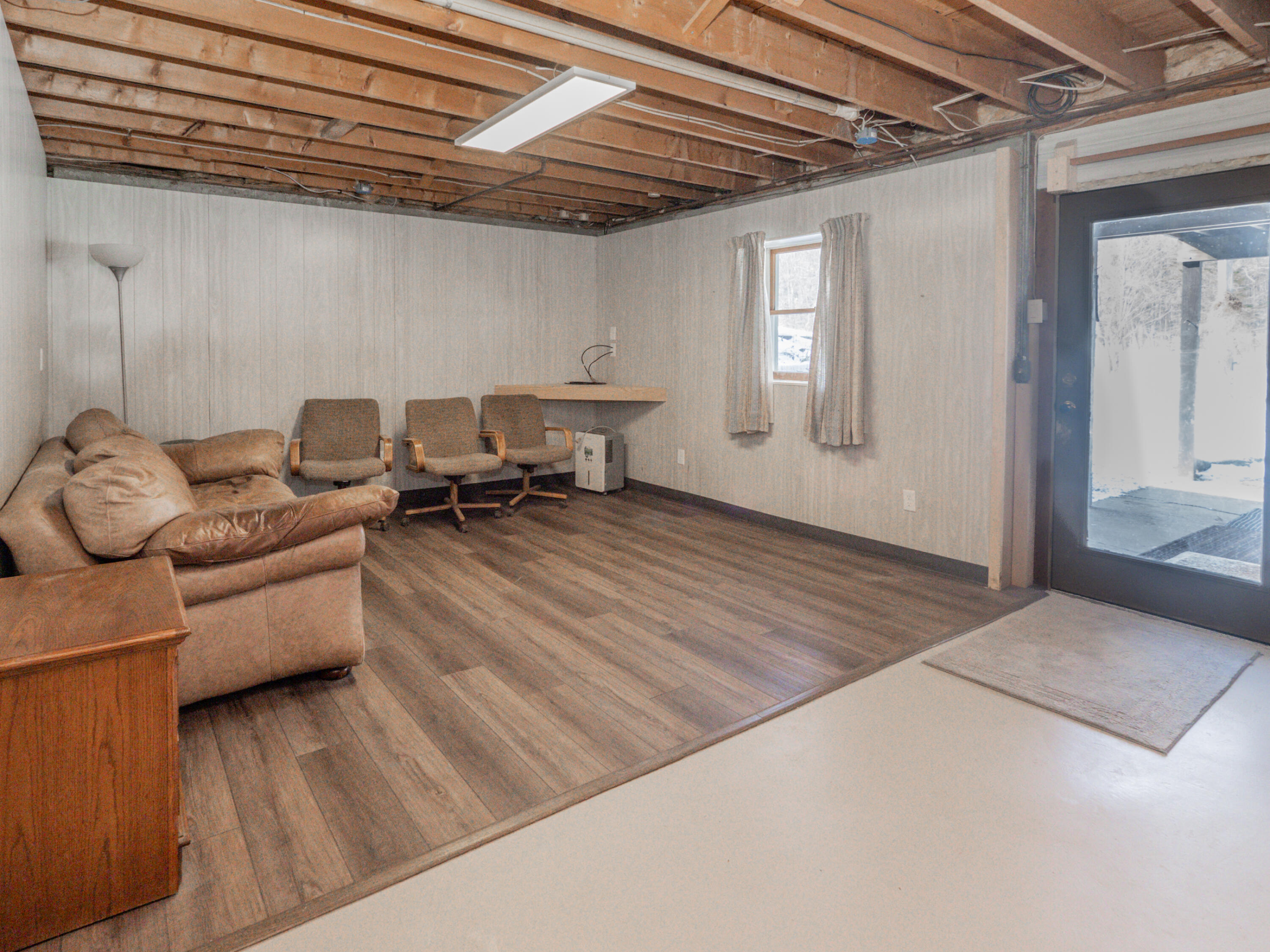 48316 County Road 384