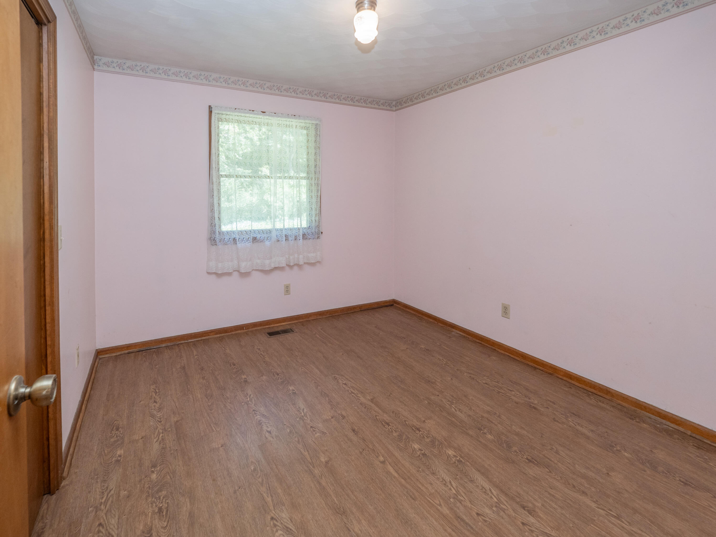 48316 County Road 384