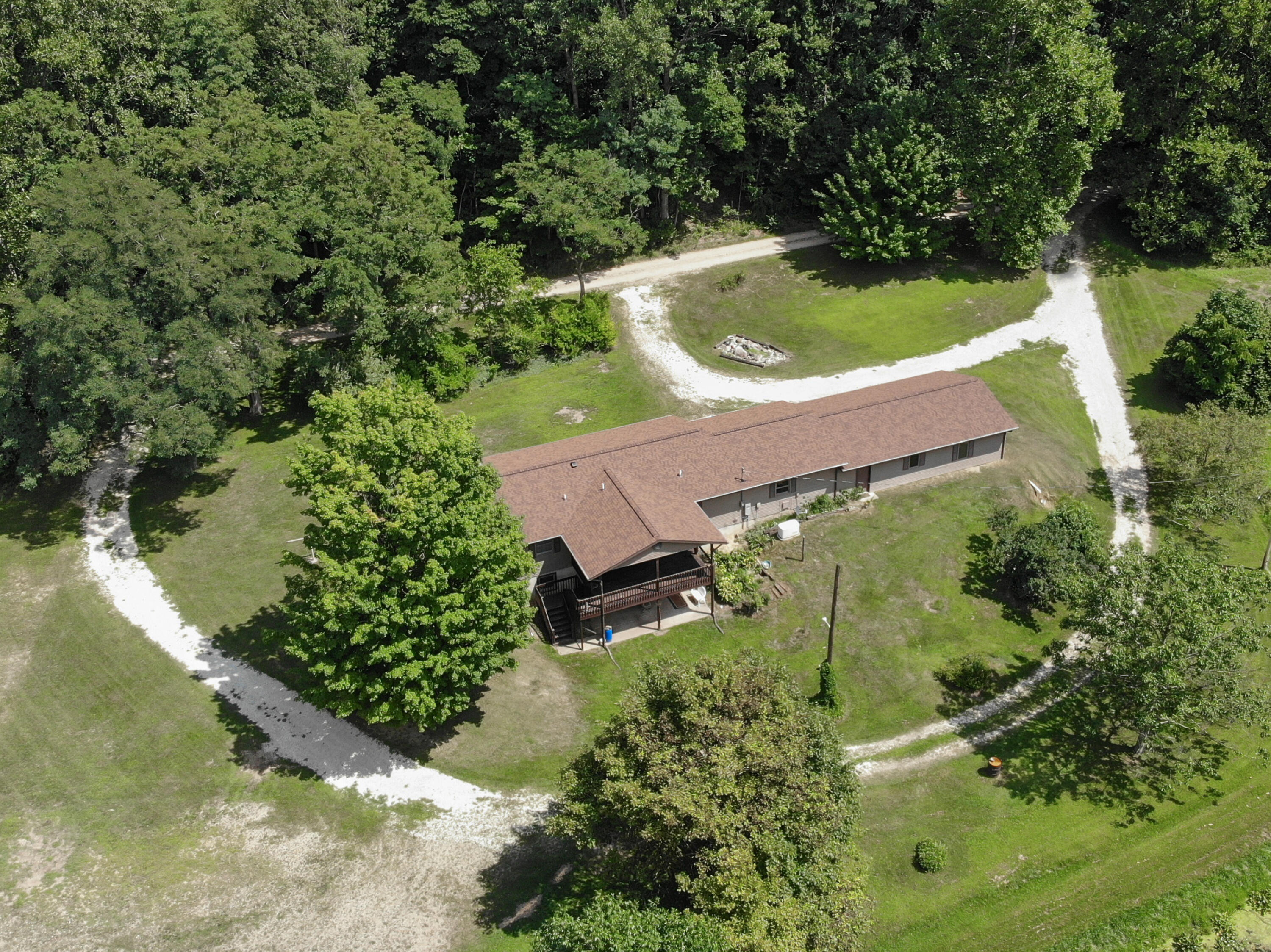 48316 County Road 384