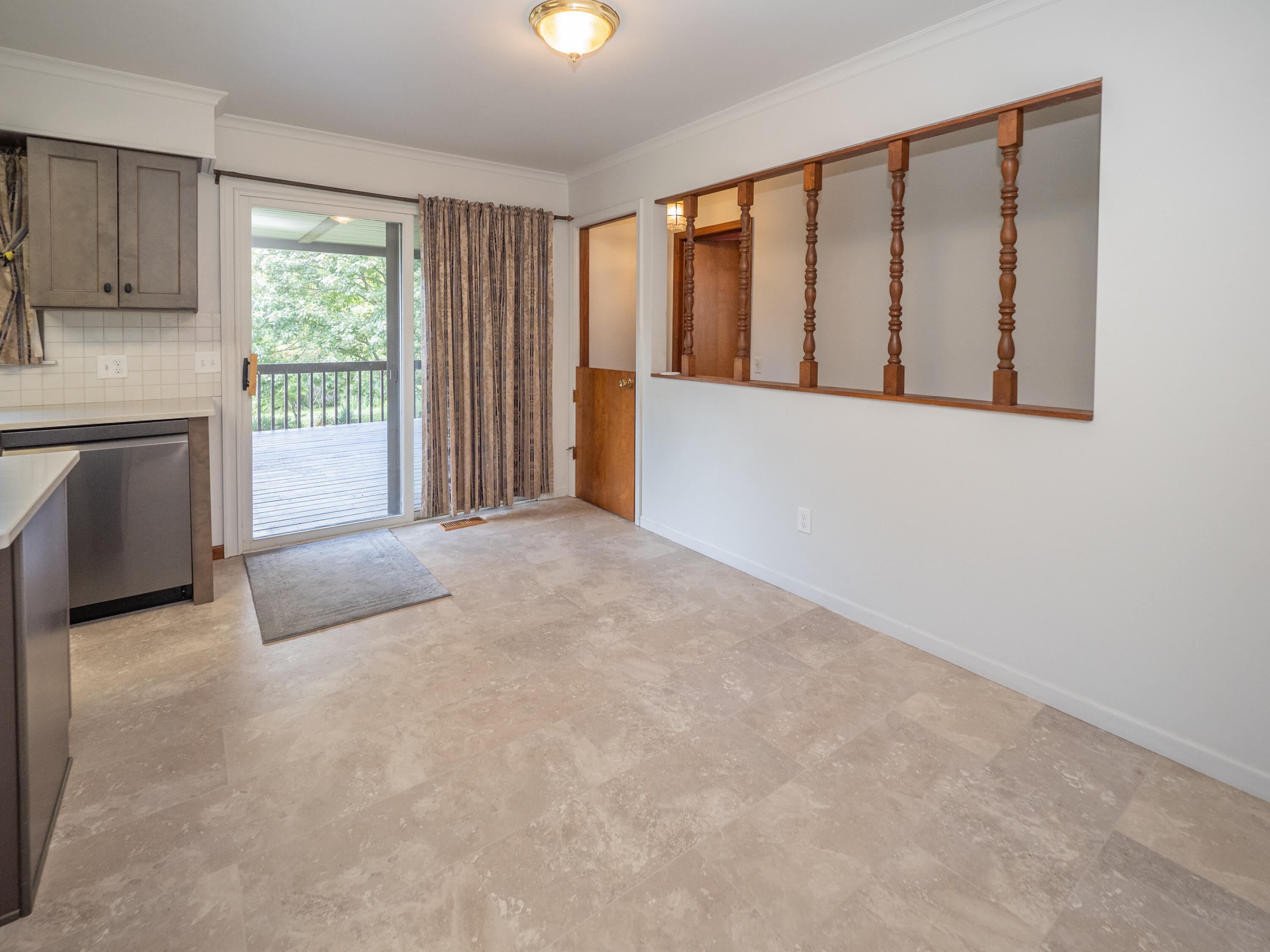 48316 County Road 384