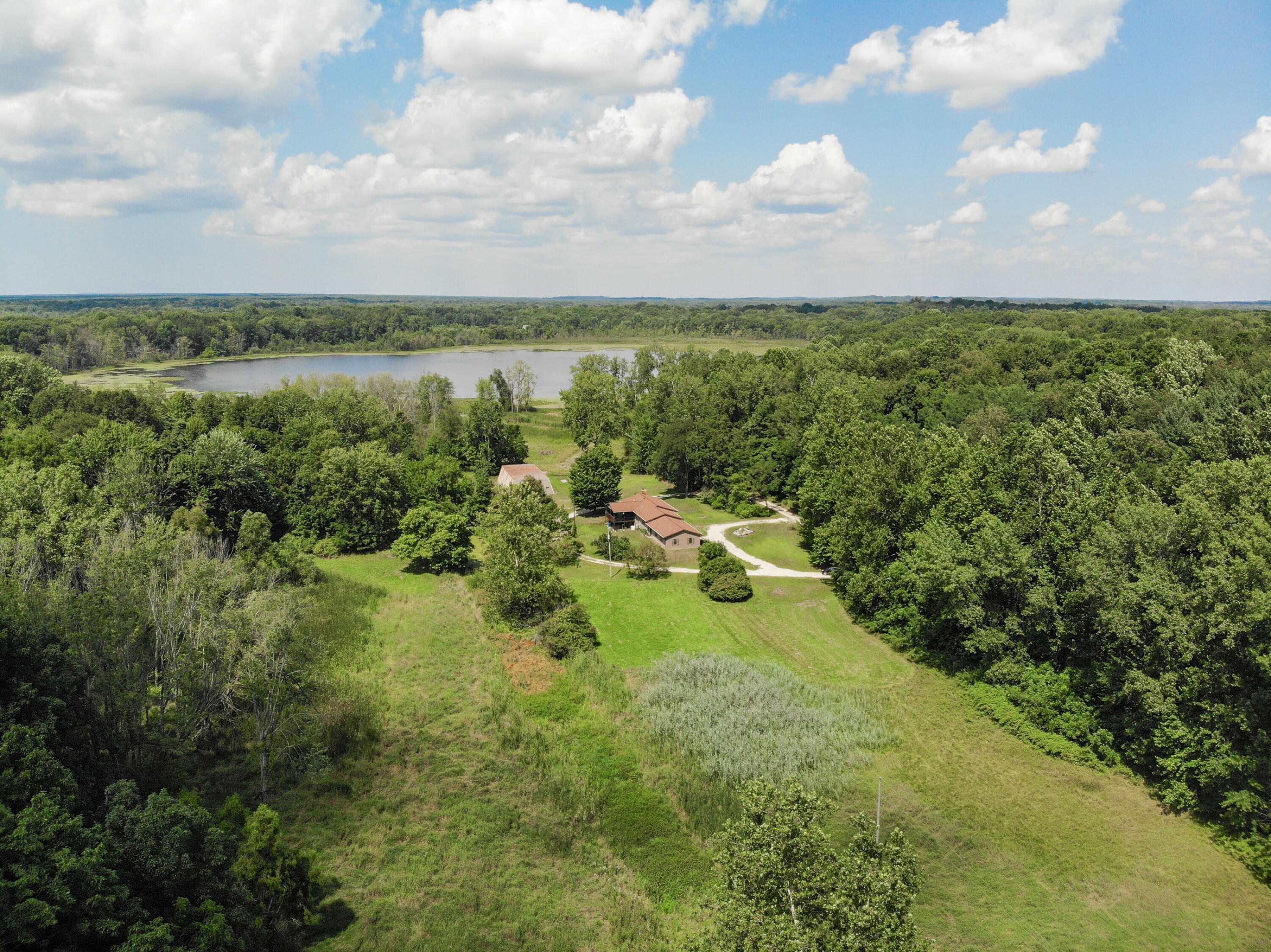 48316 County Road 384