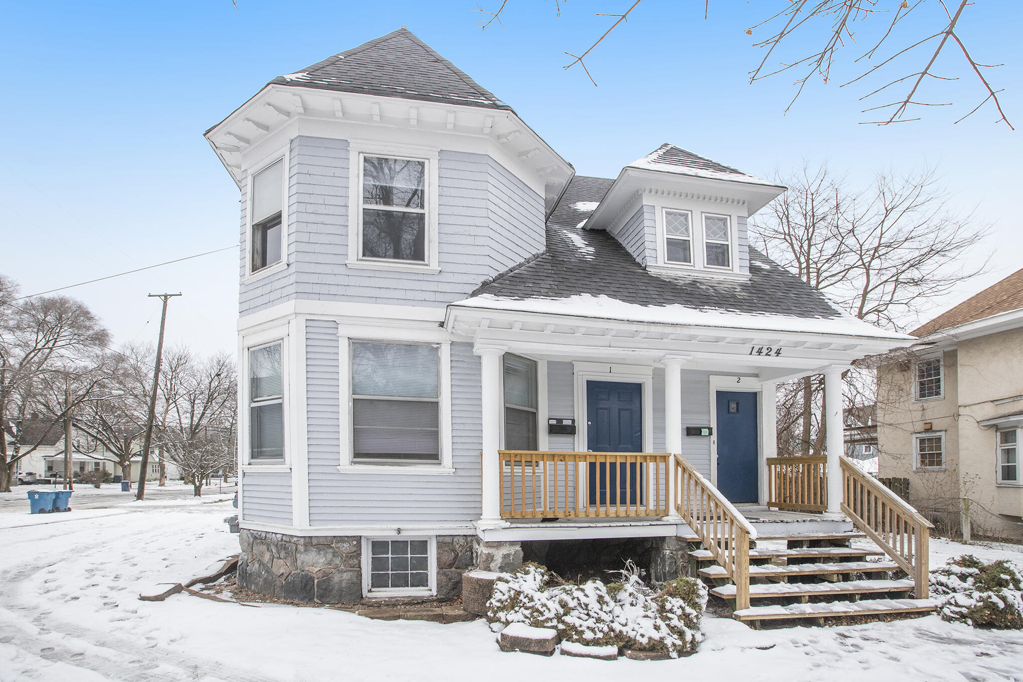 1424 Portage Street