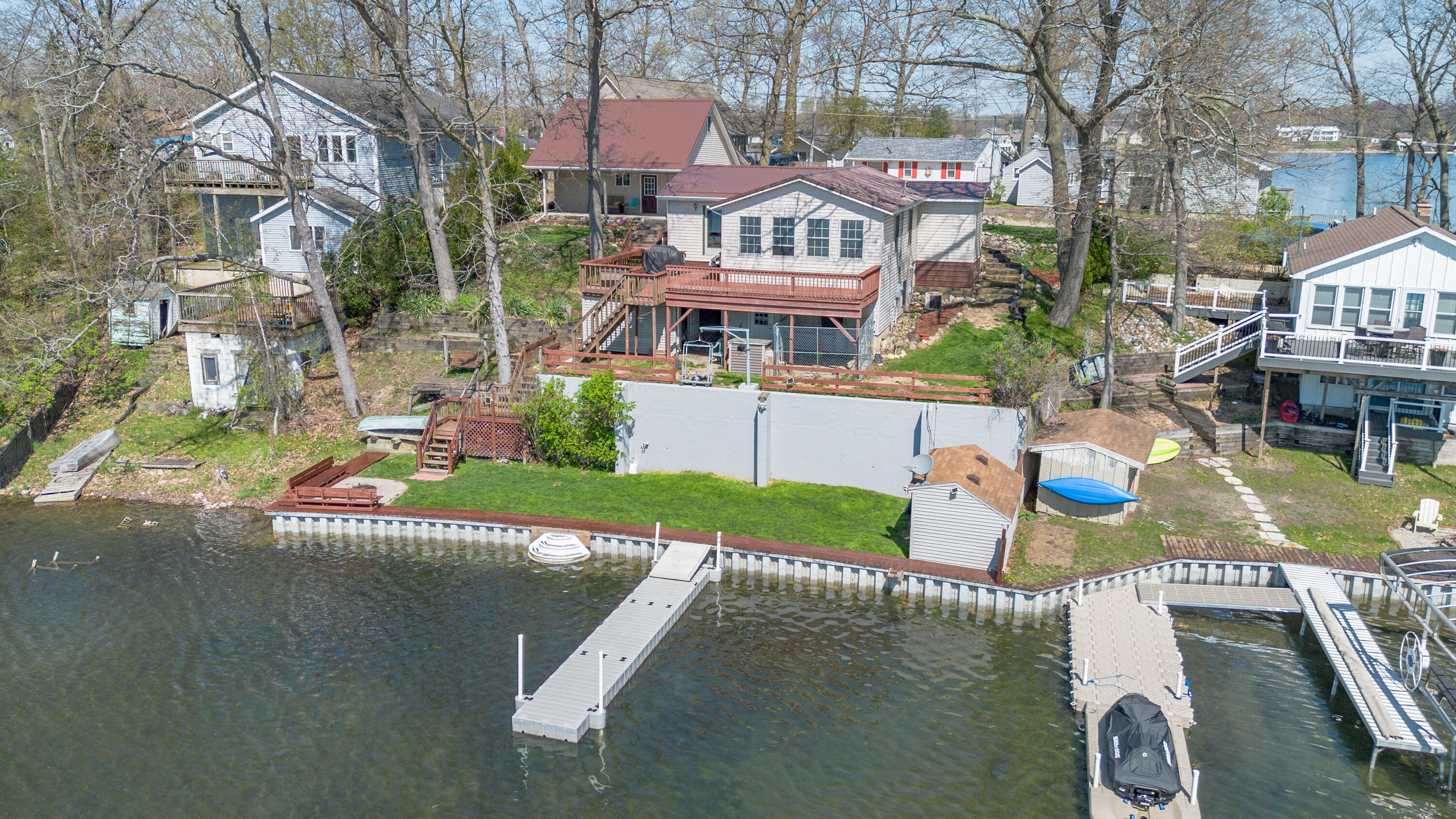 11915 Lakeway Street