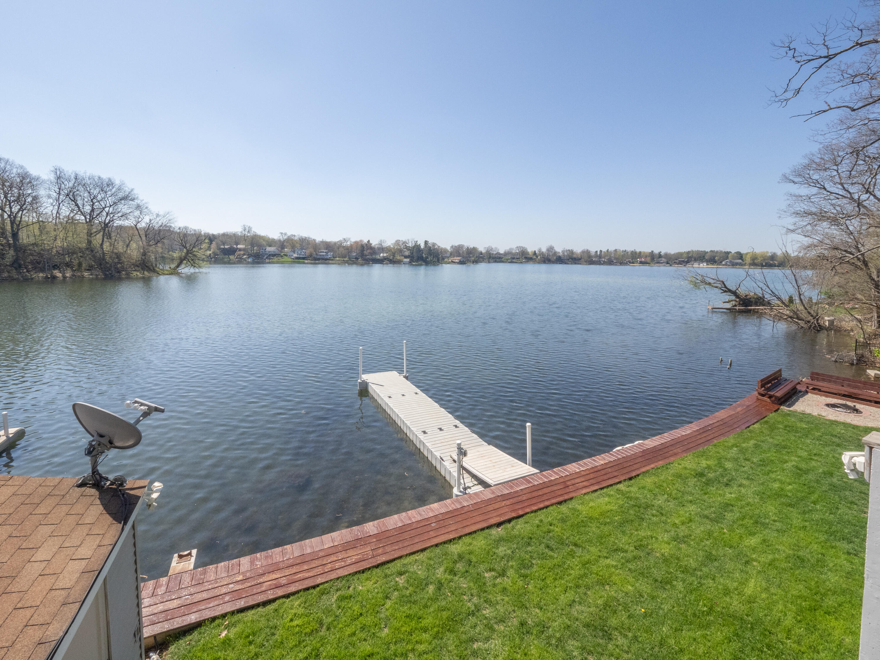 11915 Lakeway Street