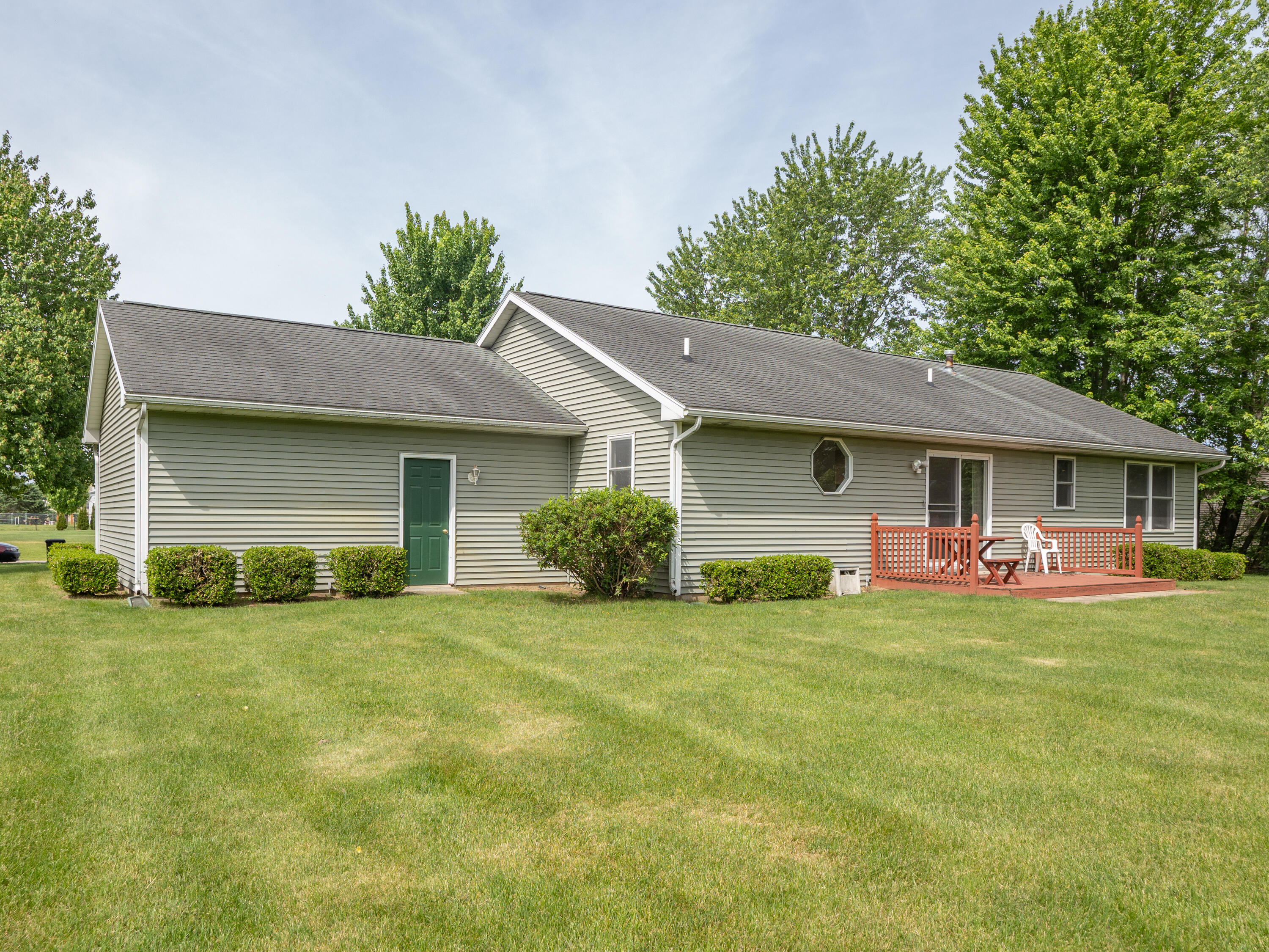 54163 Ridgeview Circle