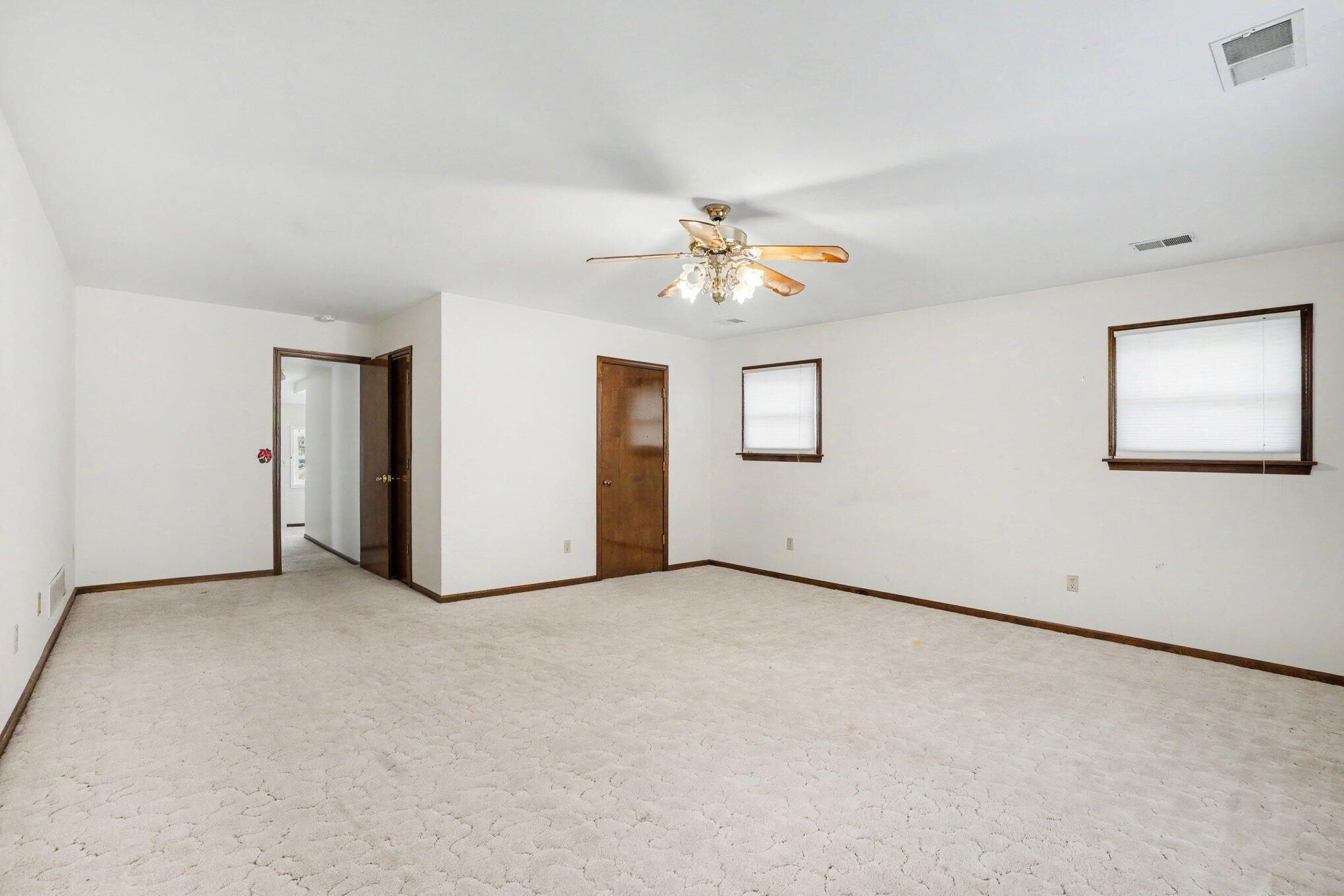 1129 N 24th Street