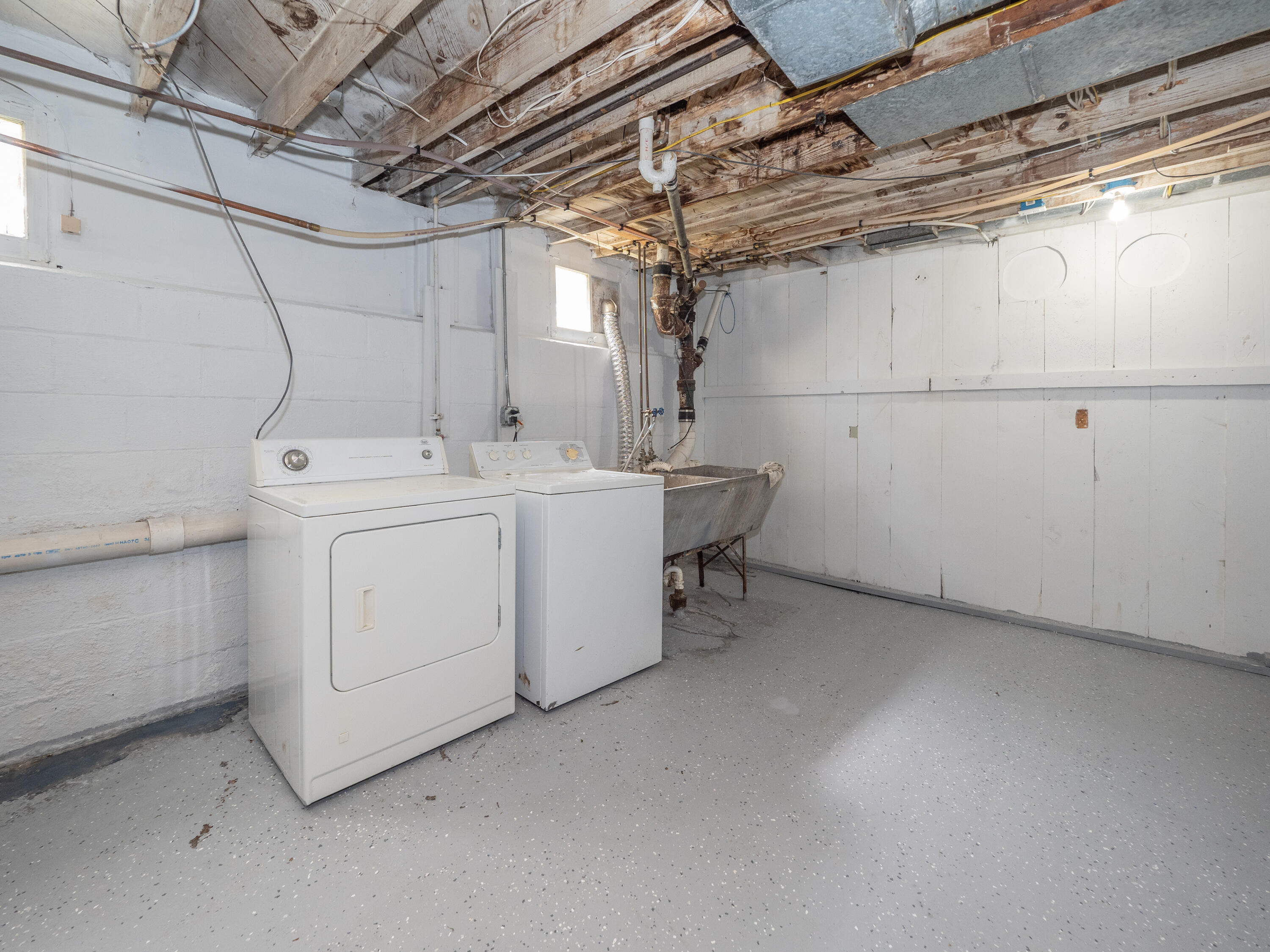 2127 W Main Street