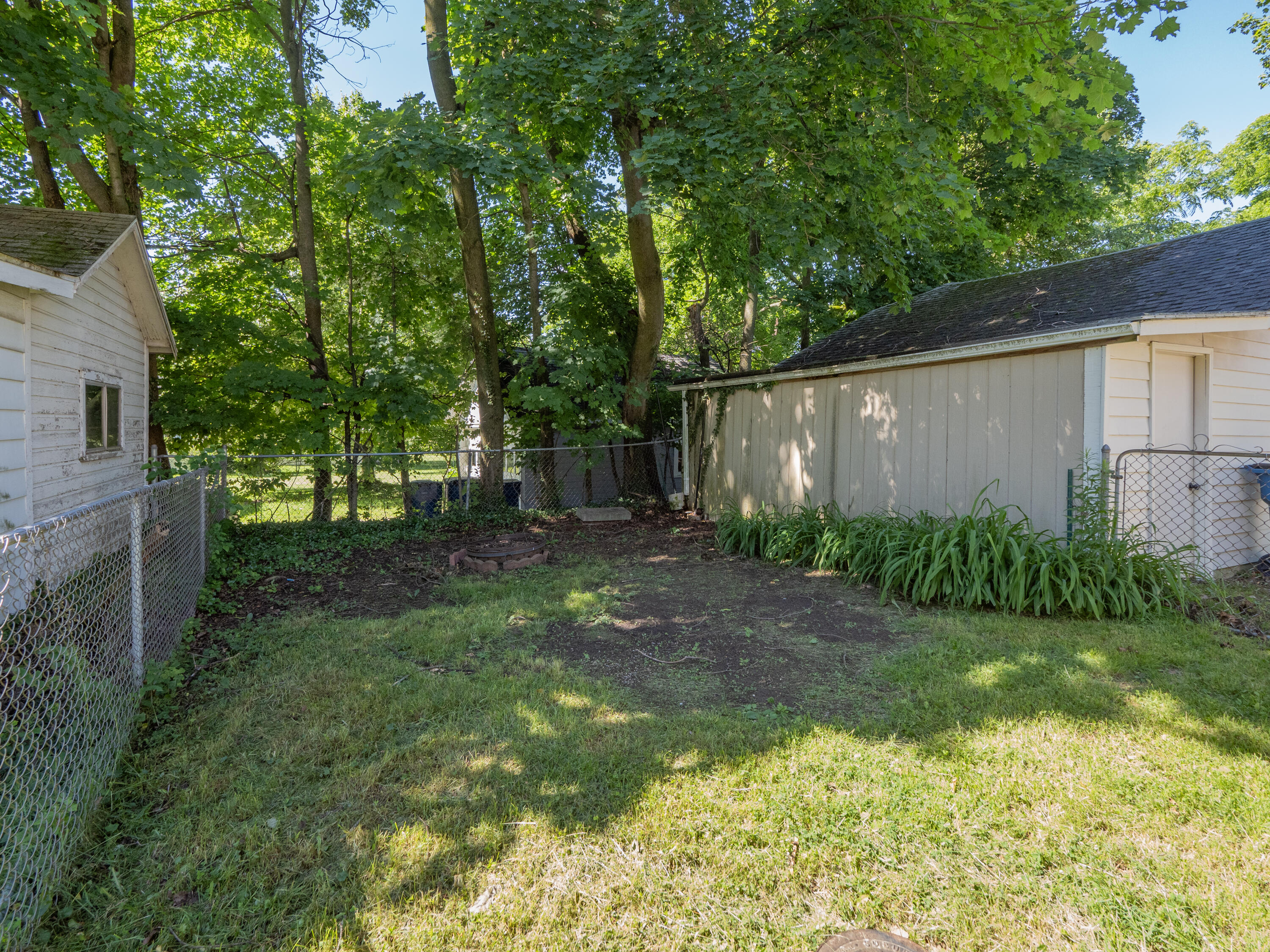 2127 W Main Street