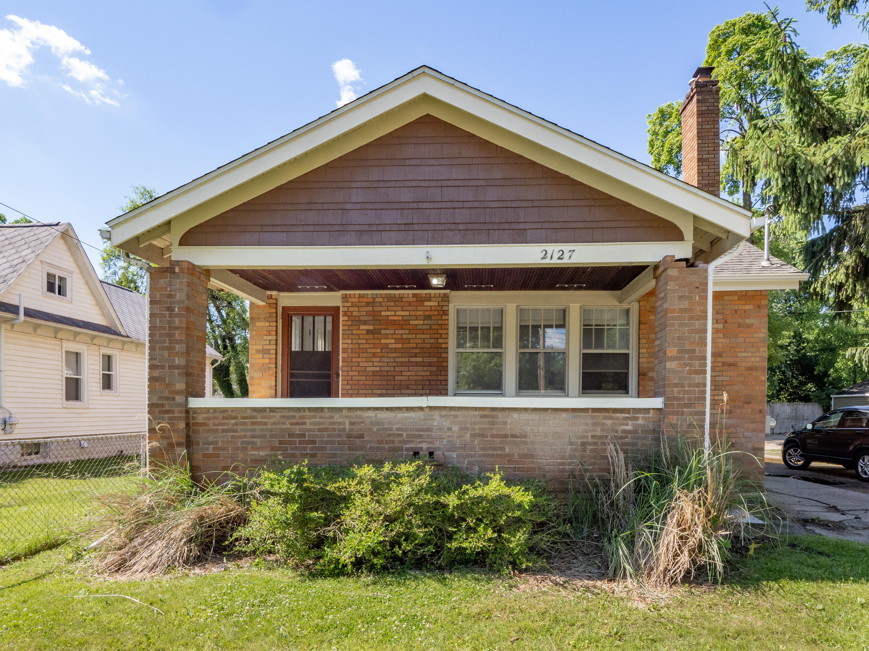 2127 W Main Street