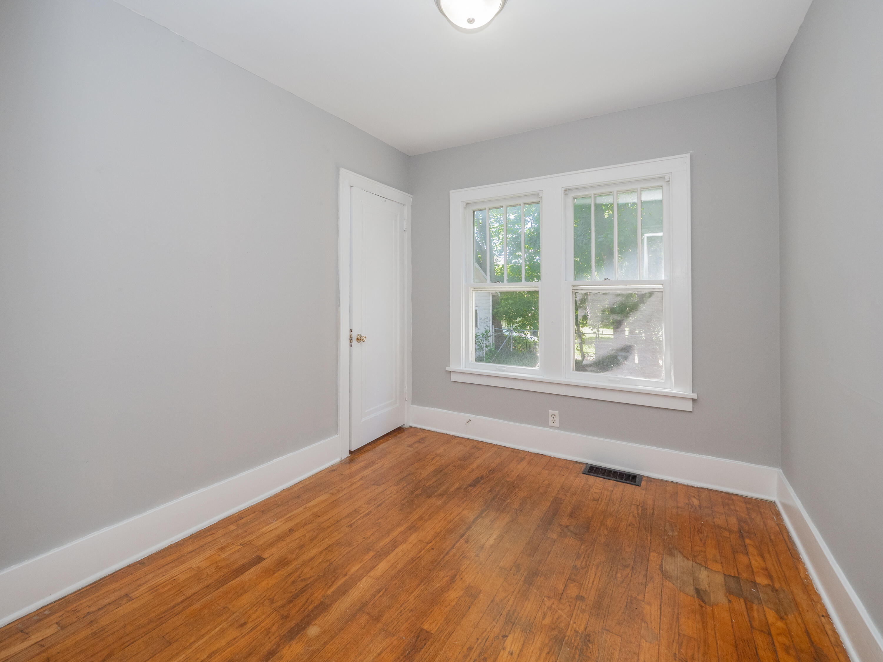 2127 W Main Street