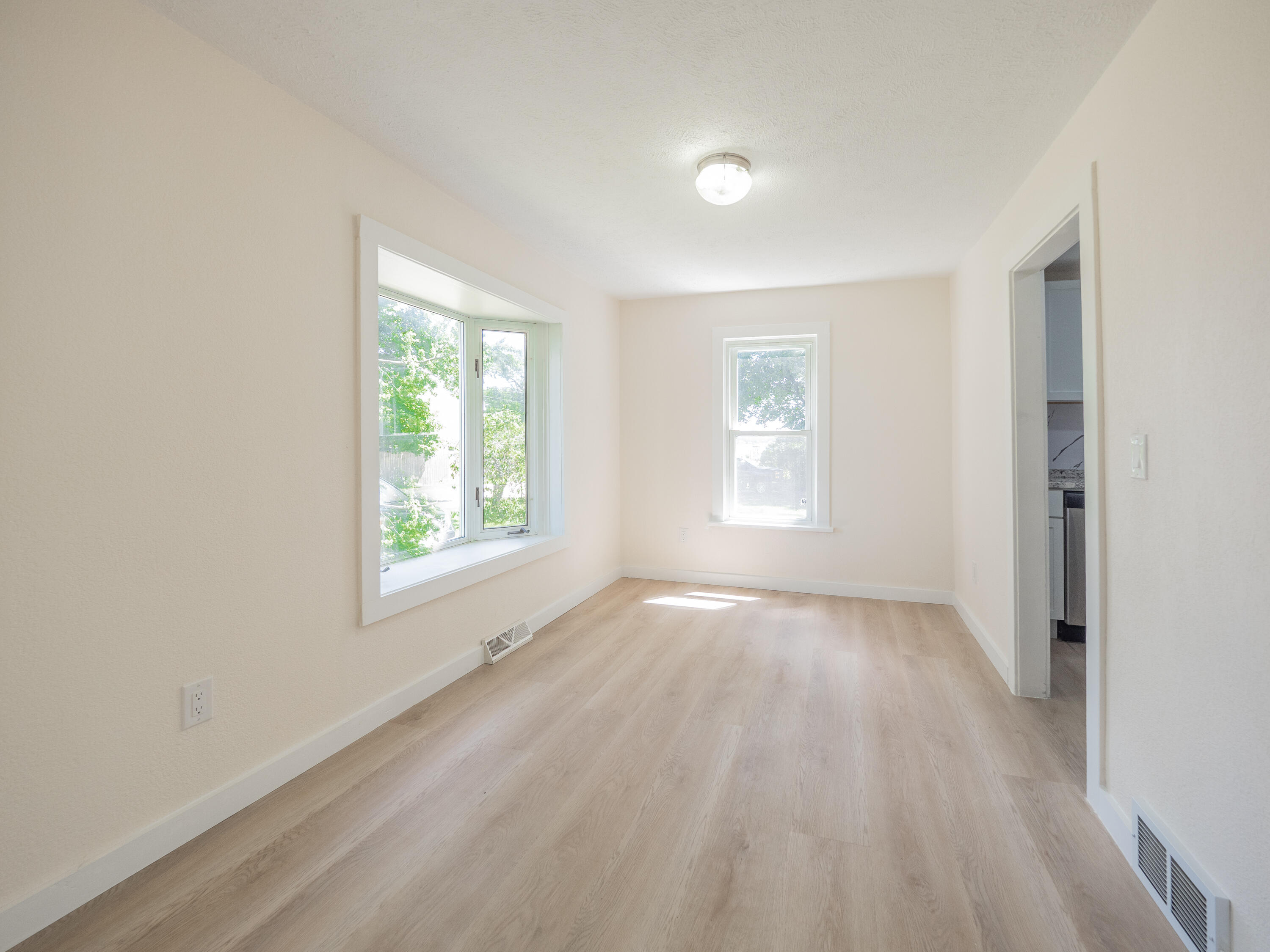 2206 Clarence Drive