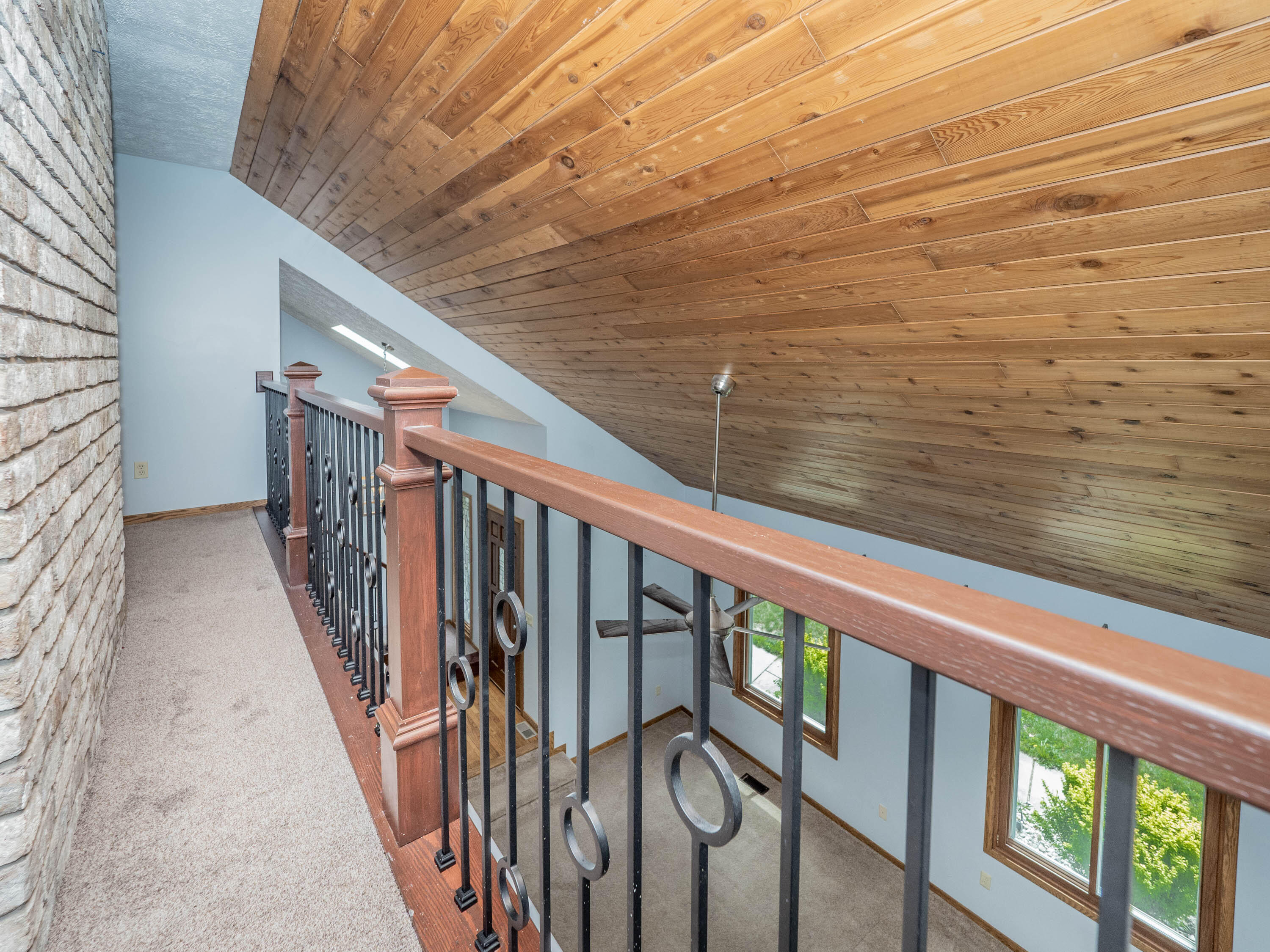 9434 Oakview Drive