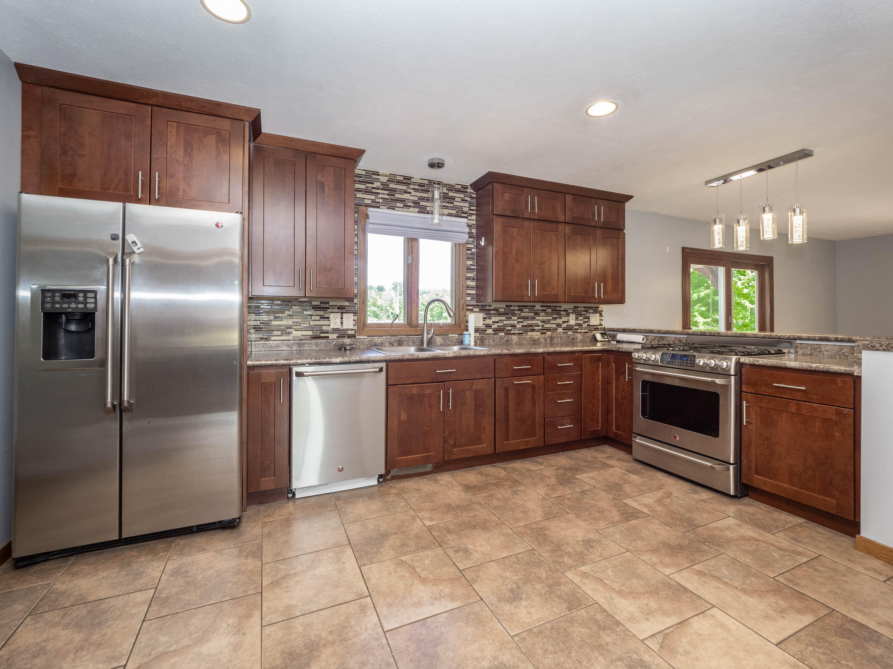 9434 Oakview Drive