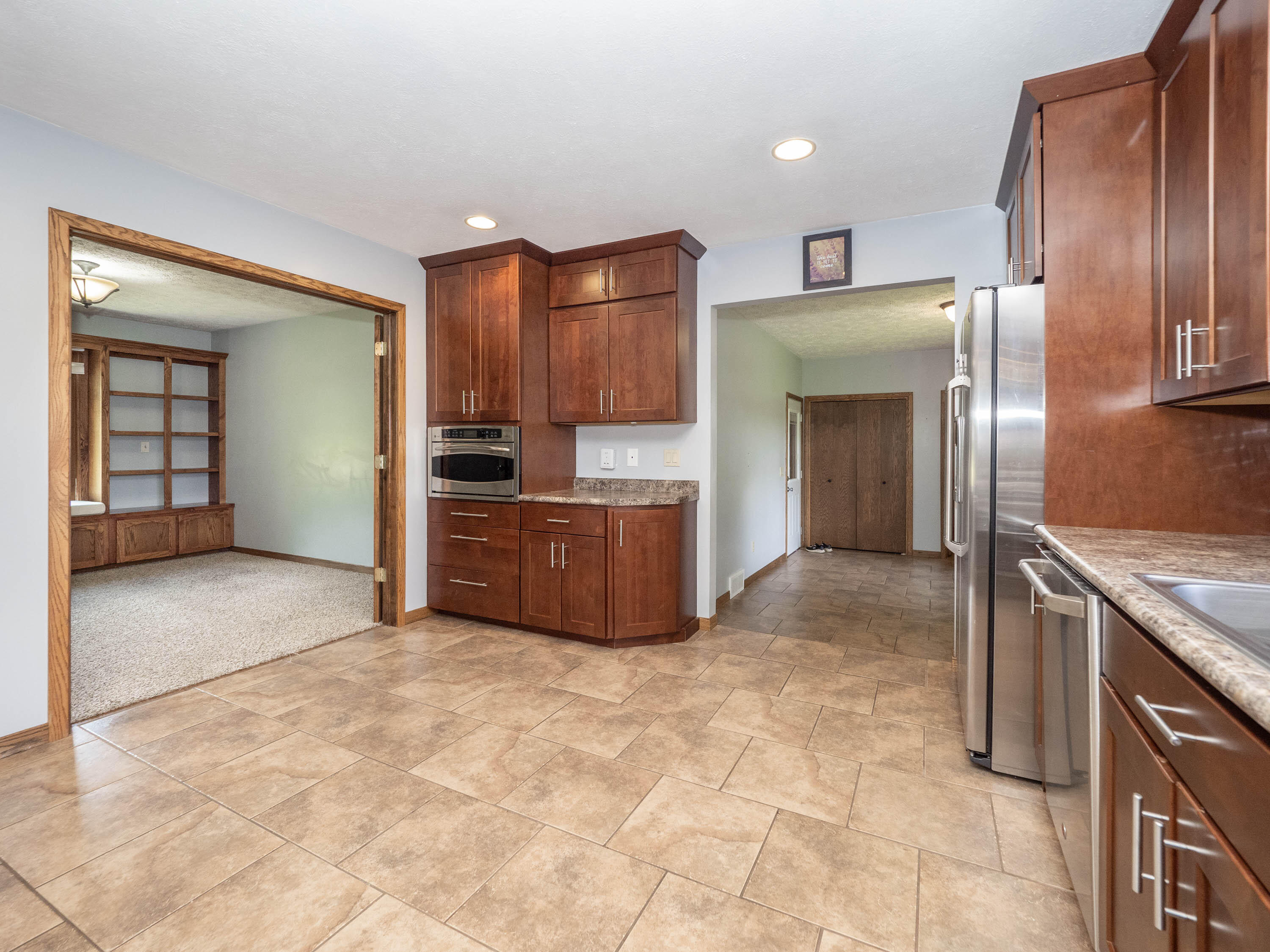 9434 Oakview Drive