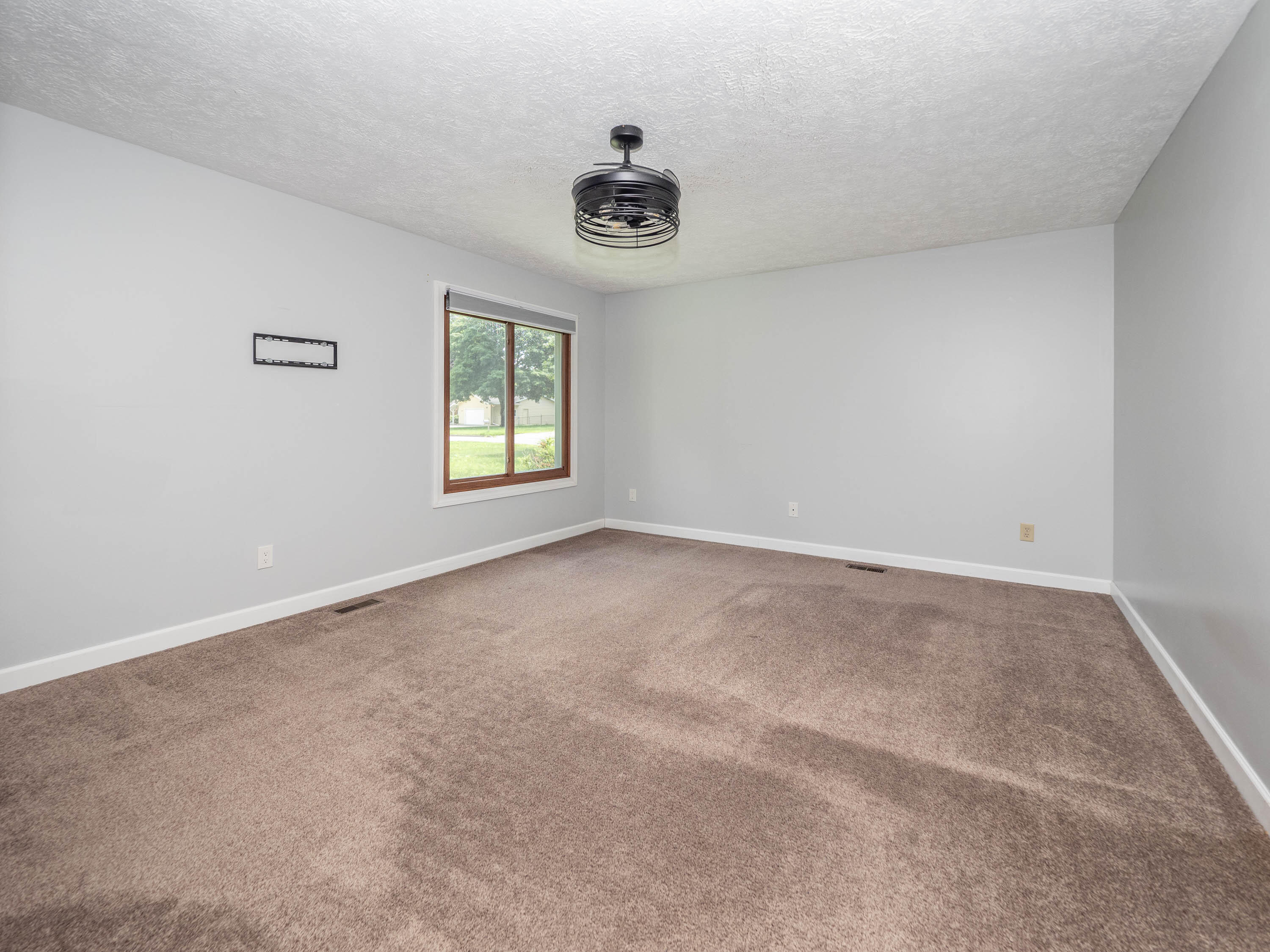 9434 Oakview Drive