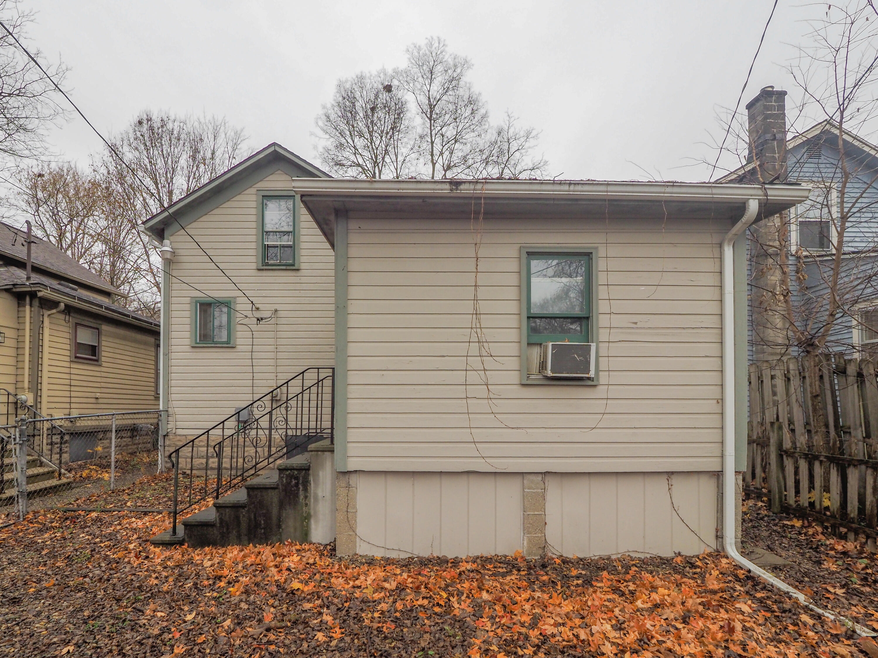 637 Davis Street