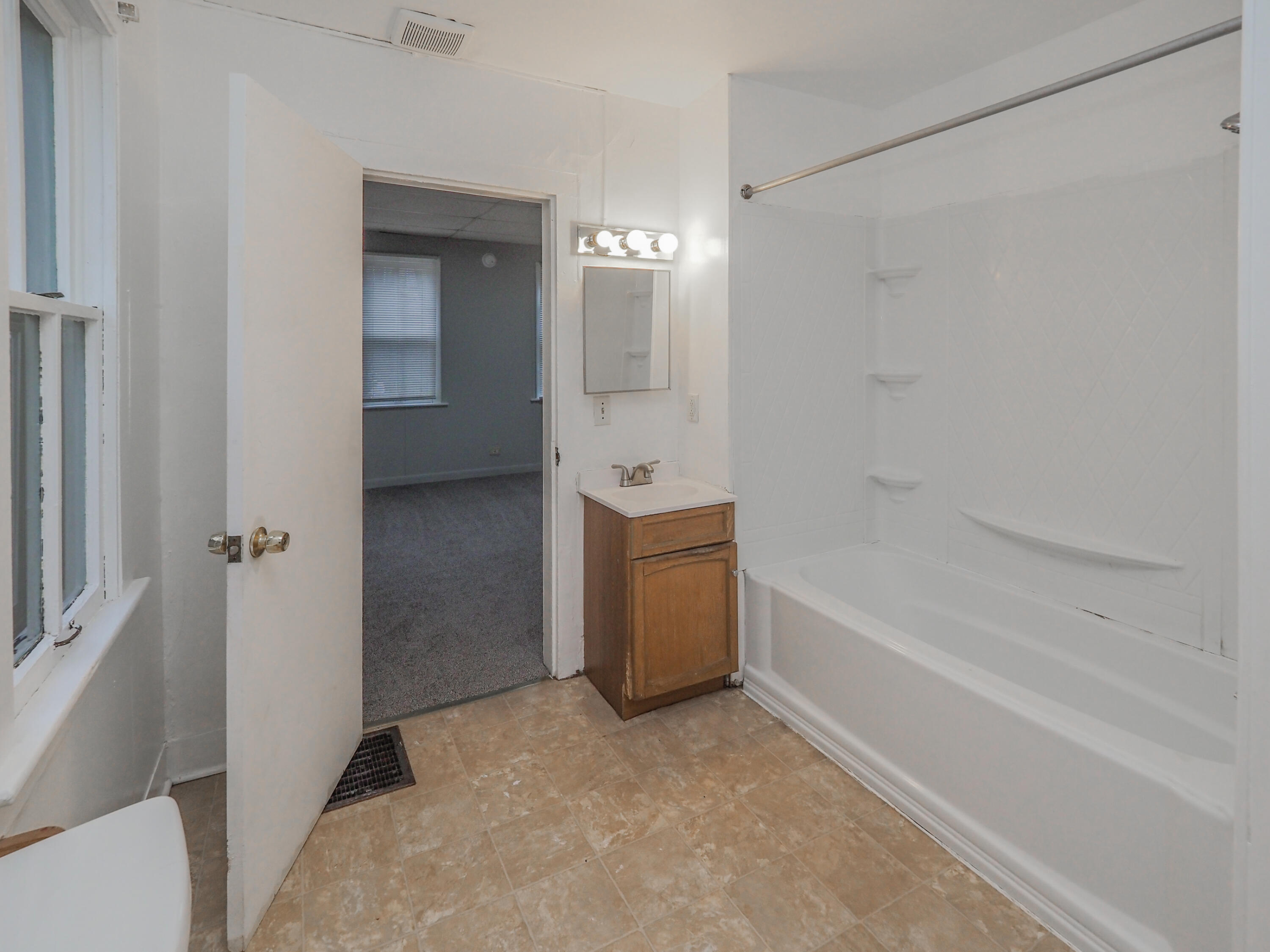637 Davis Street