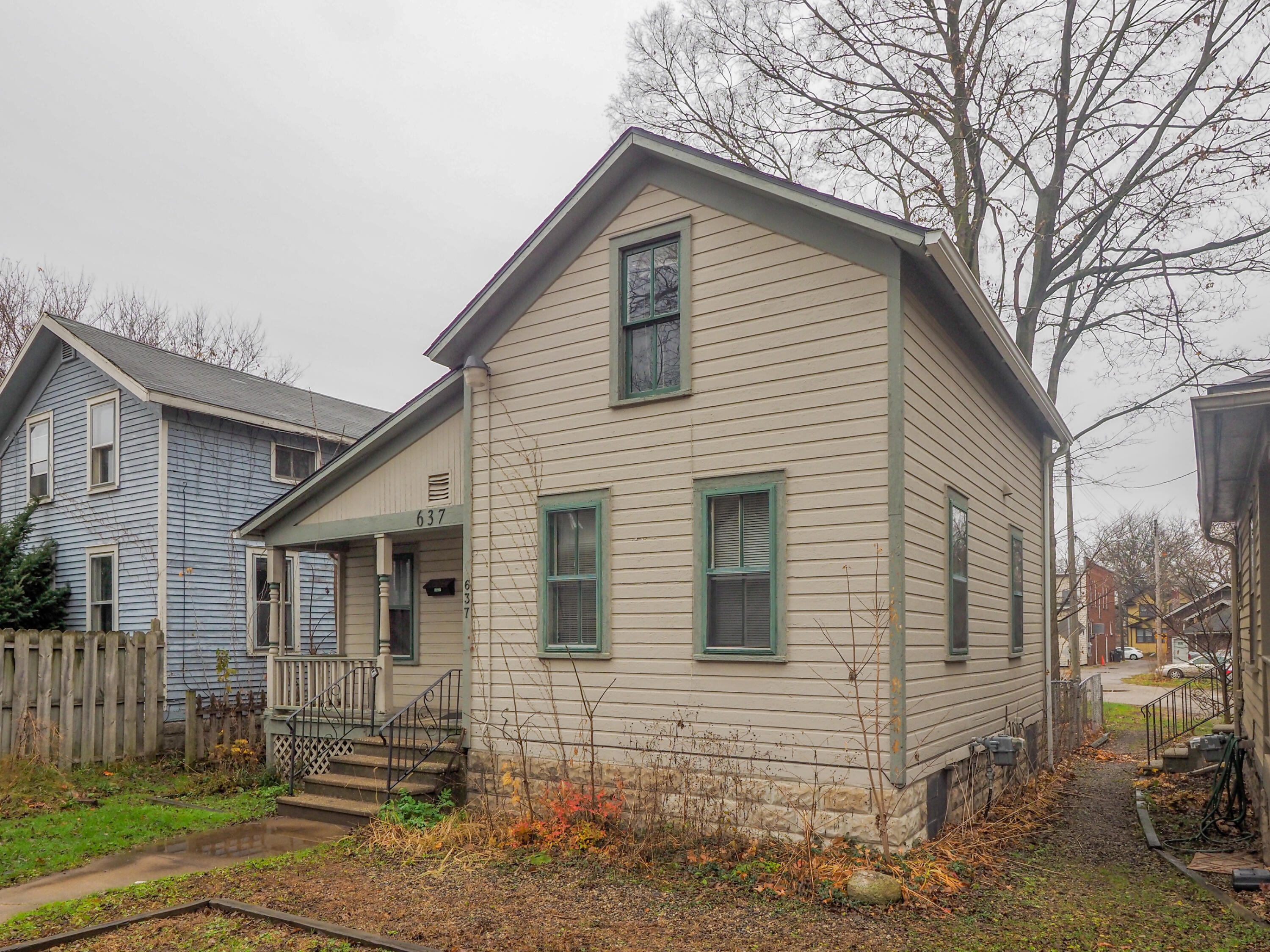 637 Davis Street