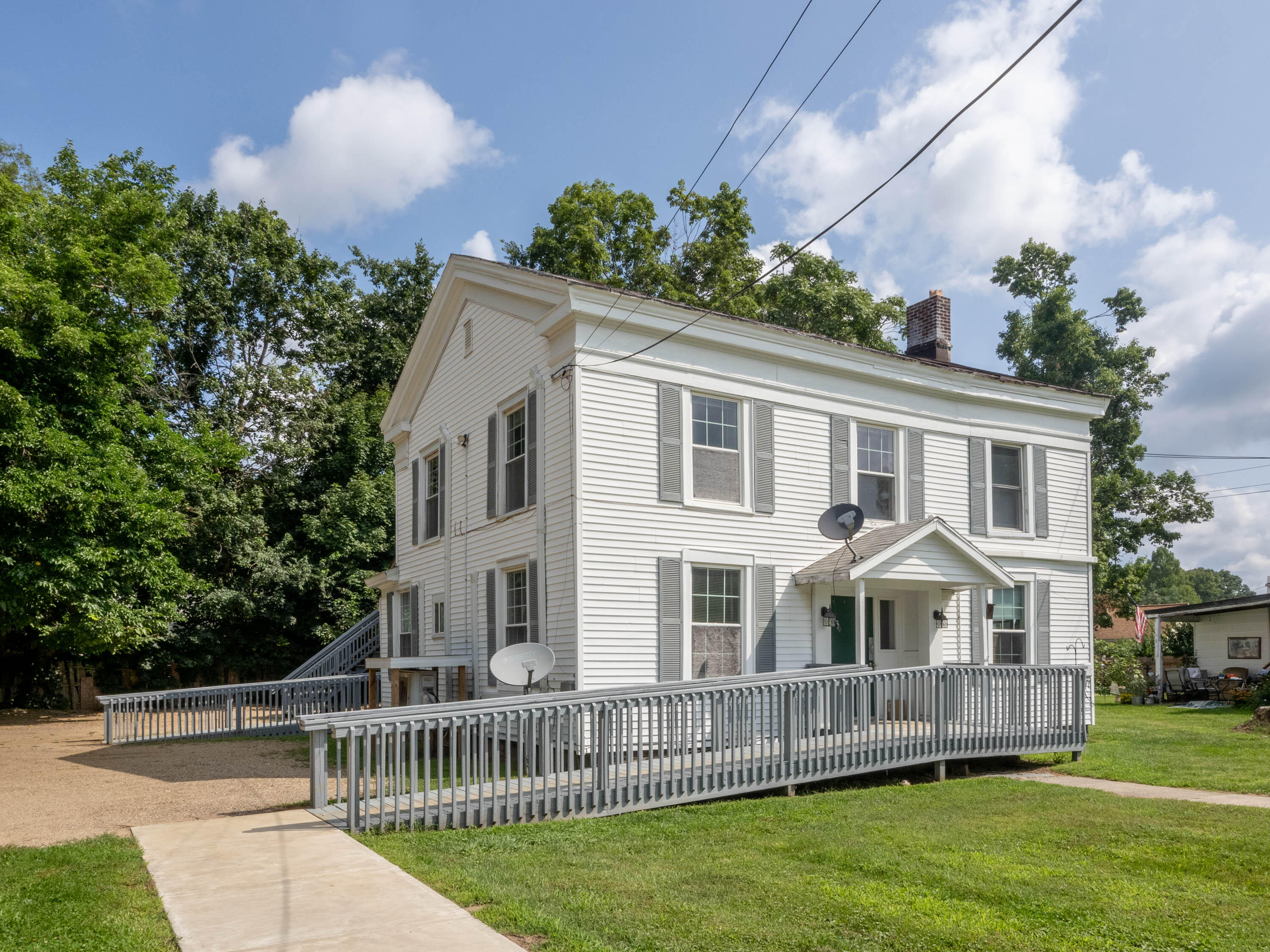 621 Oak Street