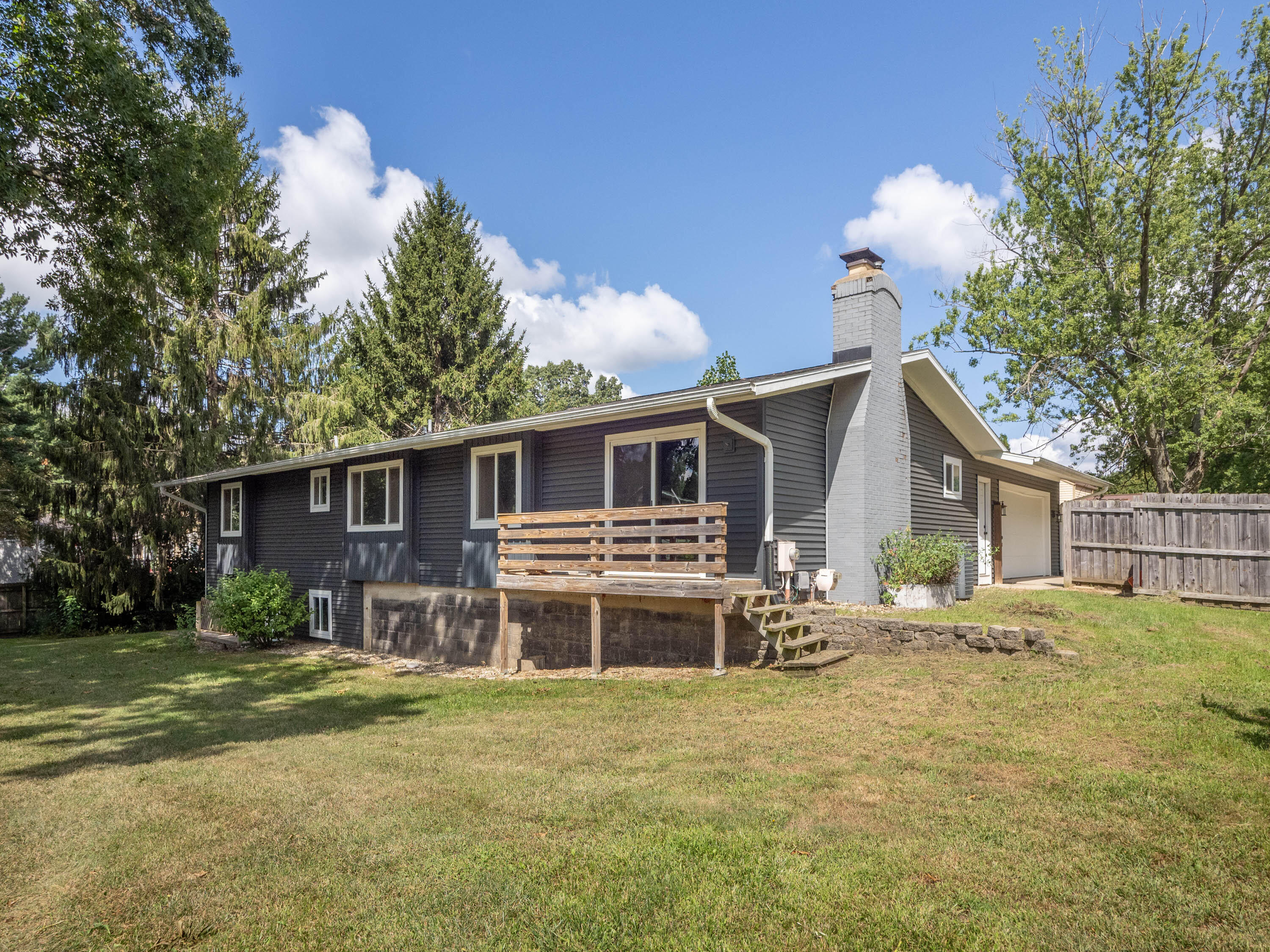 3125 Coachlite Avenue